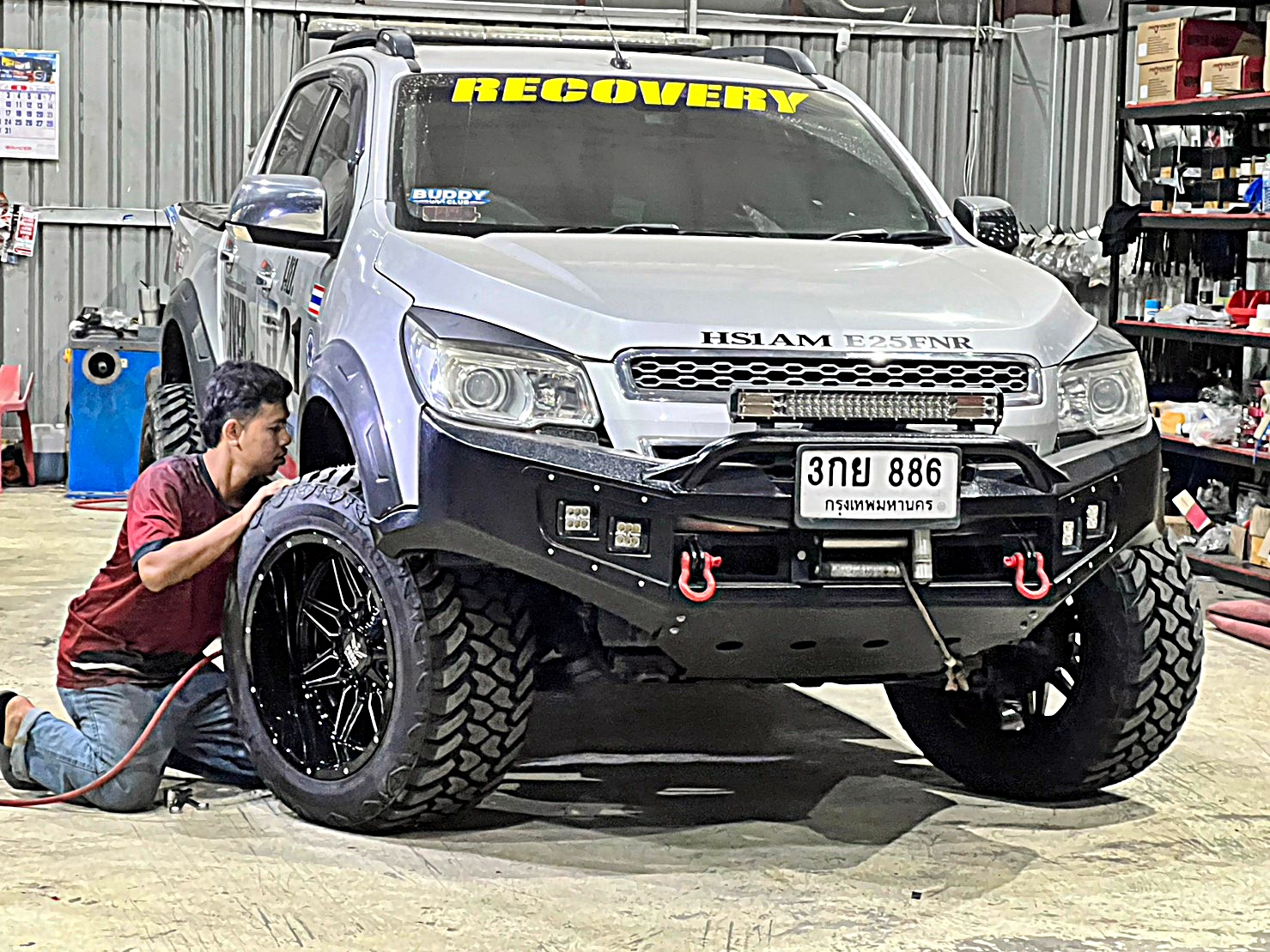 CHEVEROLET COLORADO ทรงเมกา แต่งที่ STEP9