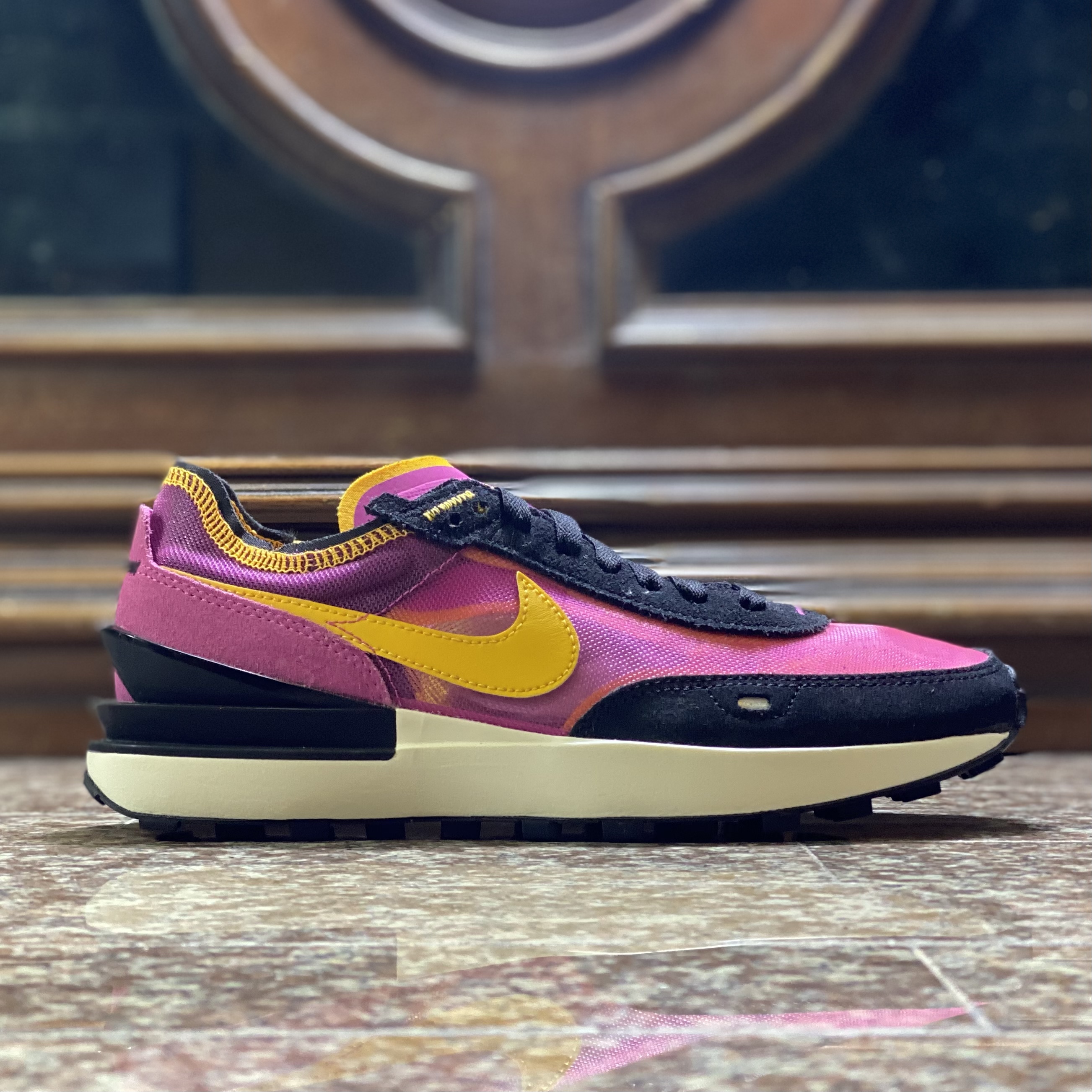 รองเท้า Nike Waffle One ‘Fuchsia’ (W7.5US)