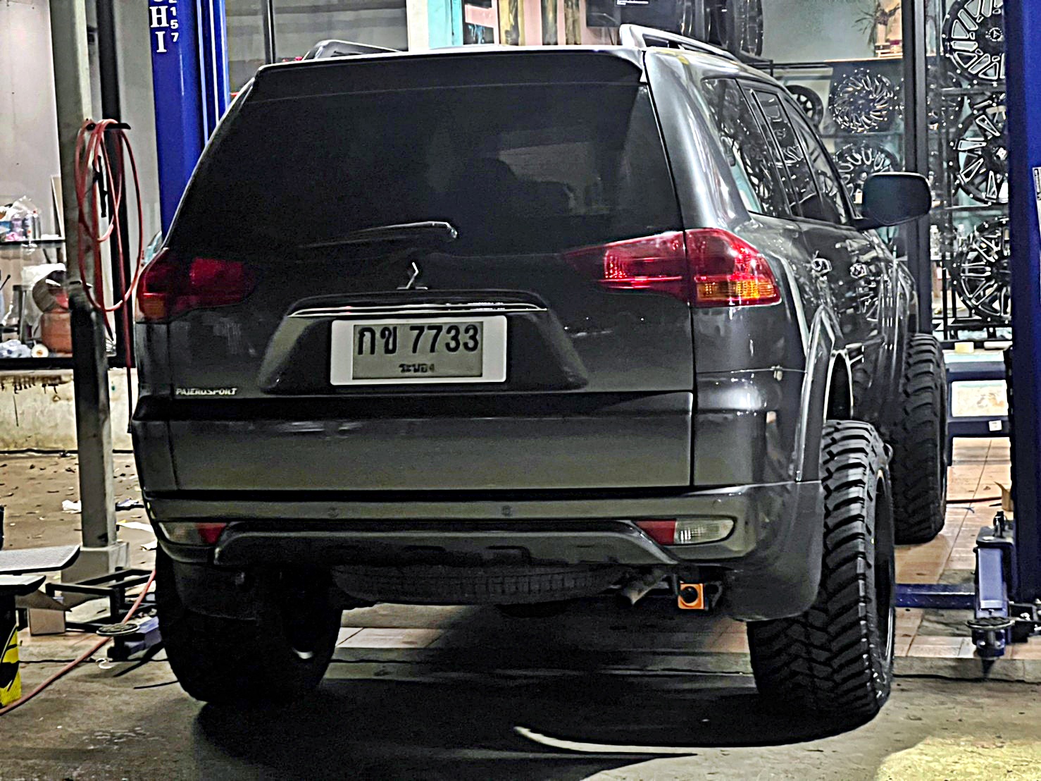 PAJERO_จองคิวจากระนอง ทำทรงเมกาที่ STEP9