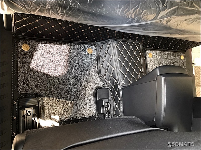 พรมปูพื้นรถยนต์ 7D QX +เสริมใยดักฝุ่น สำหรับรถ SUV 5ที่นั่ง ตรงรุ่นรถ เต็มคัน