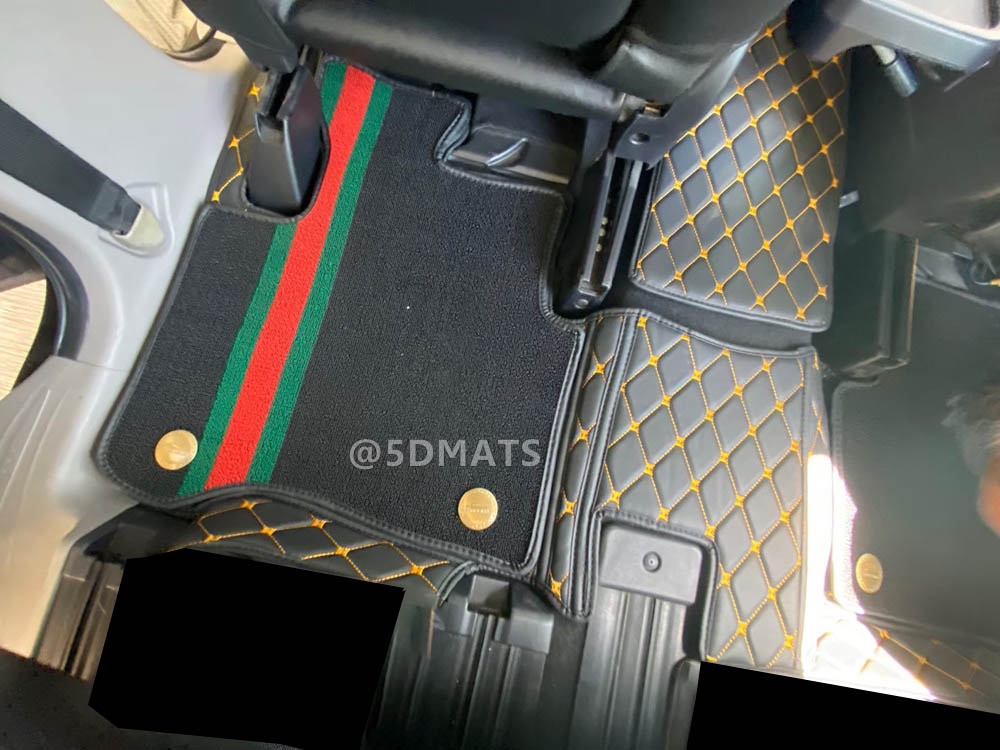 พรมปูพื้นรถยนต์ 7D MITSUBISHI SPACE WAGON พรม7D สเปซวากอน เสริมใยดักฝุ่น ทั้งคัน เข้ารูป (พร้อมส่ง)