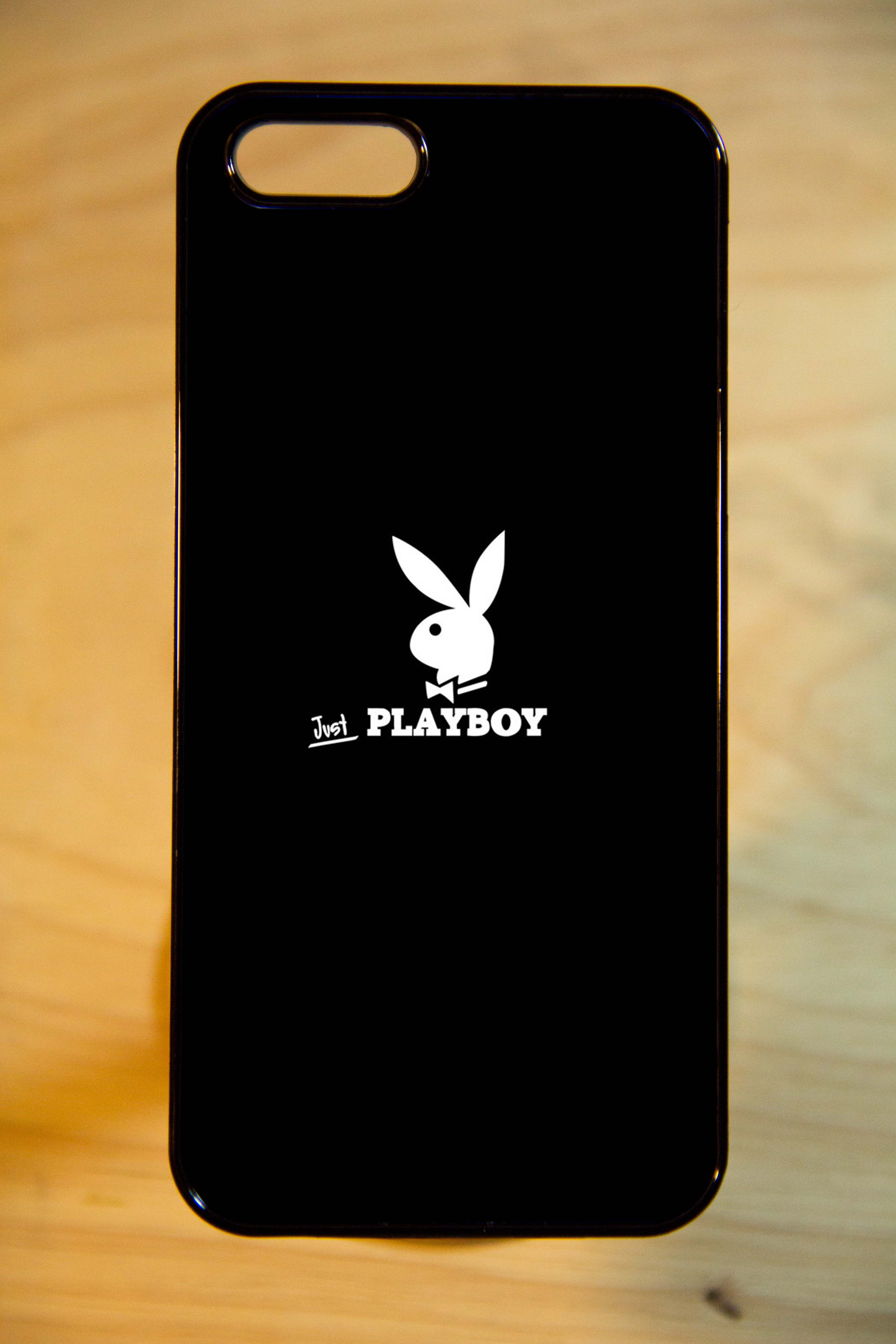 เคสสั่งทำ - ลาย playboy อาร์ตๆ