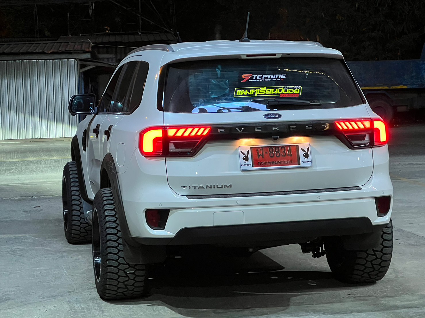 FORD EVEREST NEXTGEN ชุมพร แต่งทรงเมกาที่ STEP9