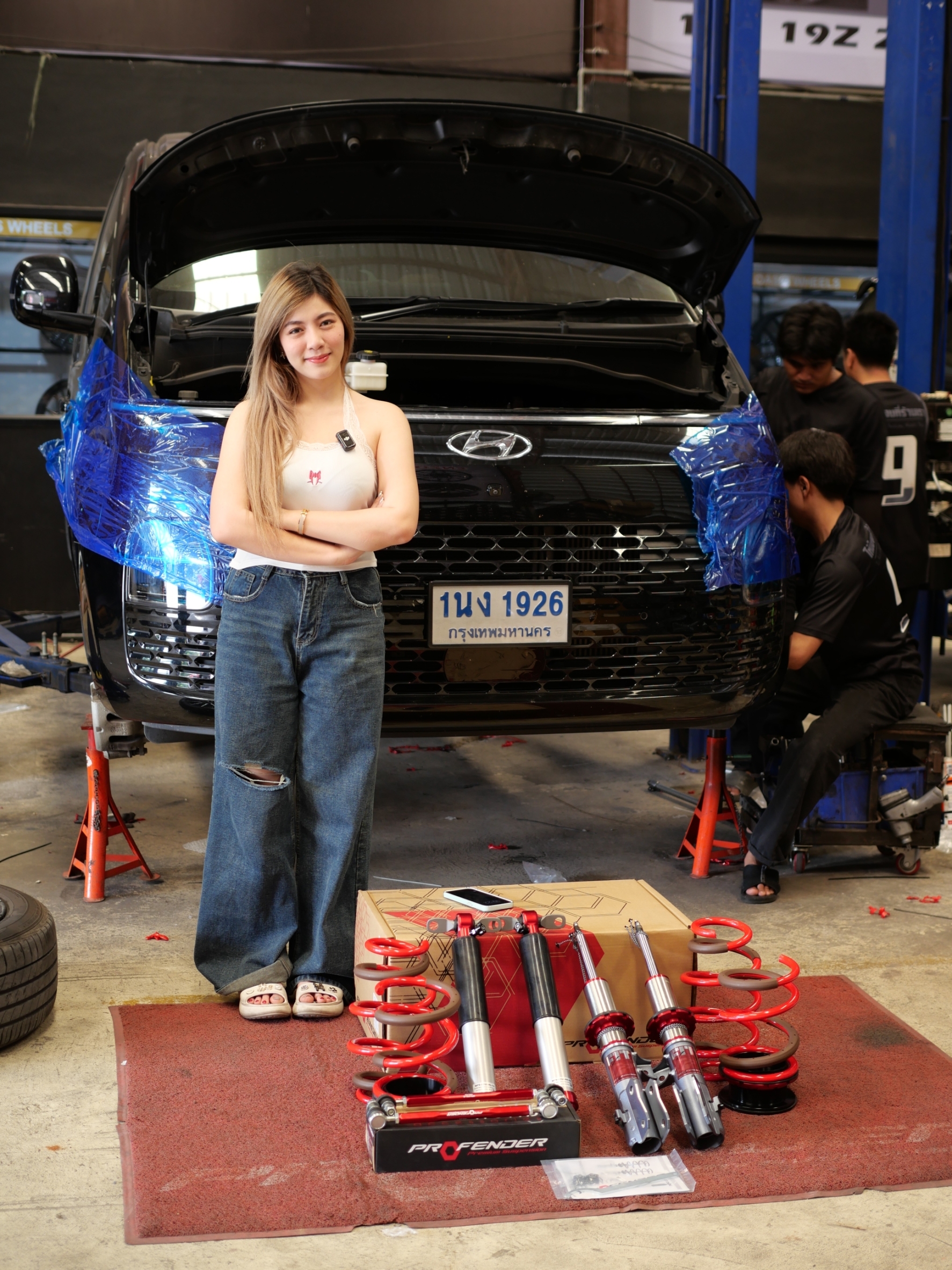 โช๊ค PROFENDER ใส่ HYUNDAI STARIA ราคาถูกที่ STEP9