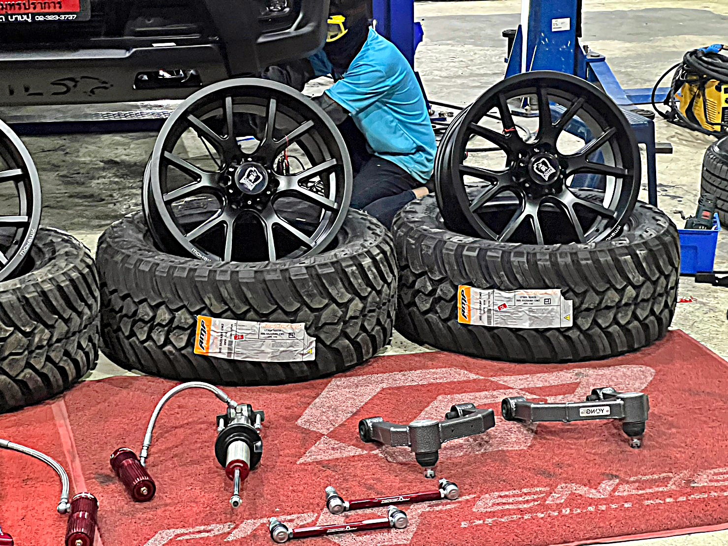 FORD RANGER NEXTGEN เน้นสเป็ค ล้อไม่ยื่น ยางใหญ่