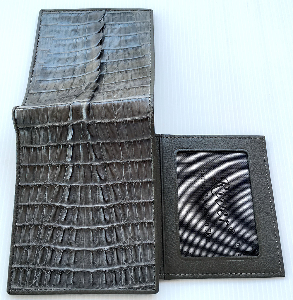 กระเป๋าสตางค์หนังจระเข้แท้ ส่วนหาง สีเทา