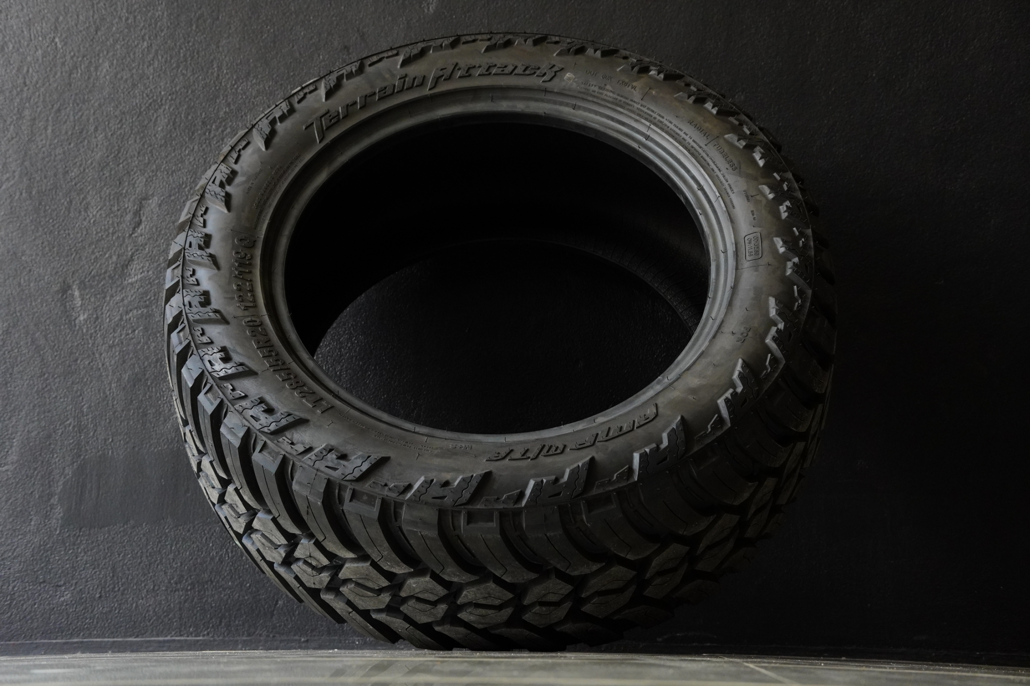 AMP MTA 285/55-20 ราคาถูกที่ STEP9 เท่านั้น