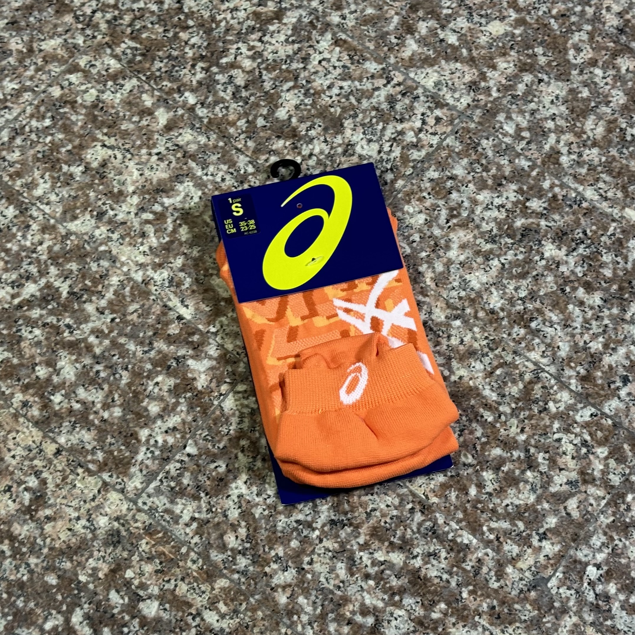 ถุงเท้าวิ่ง ASICS Road Single Tab Running Socks (S)