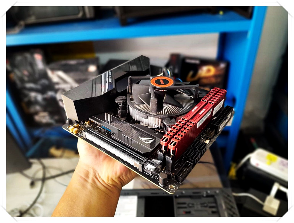 ** มือ 2 MB ITX** ASUS ROG STRIX H470-I GAMING SOCKET 1200 (GEN10)