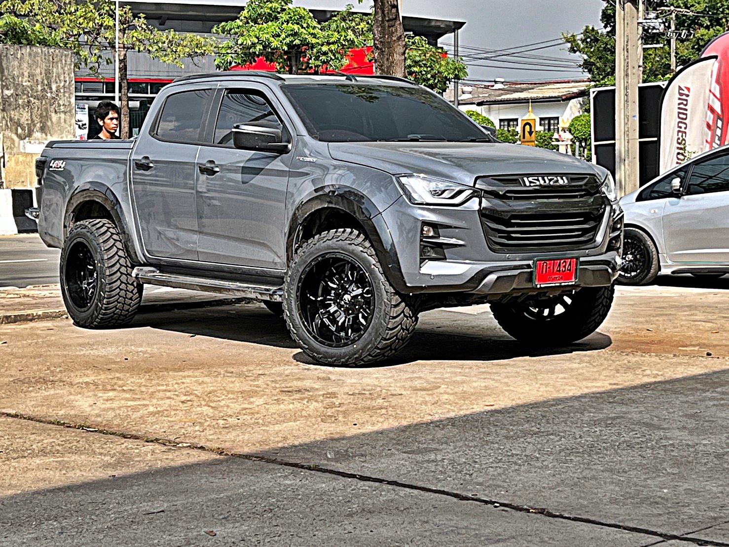 D-MAX ทรงเมกา จากอุธยา