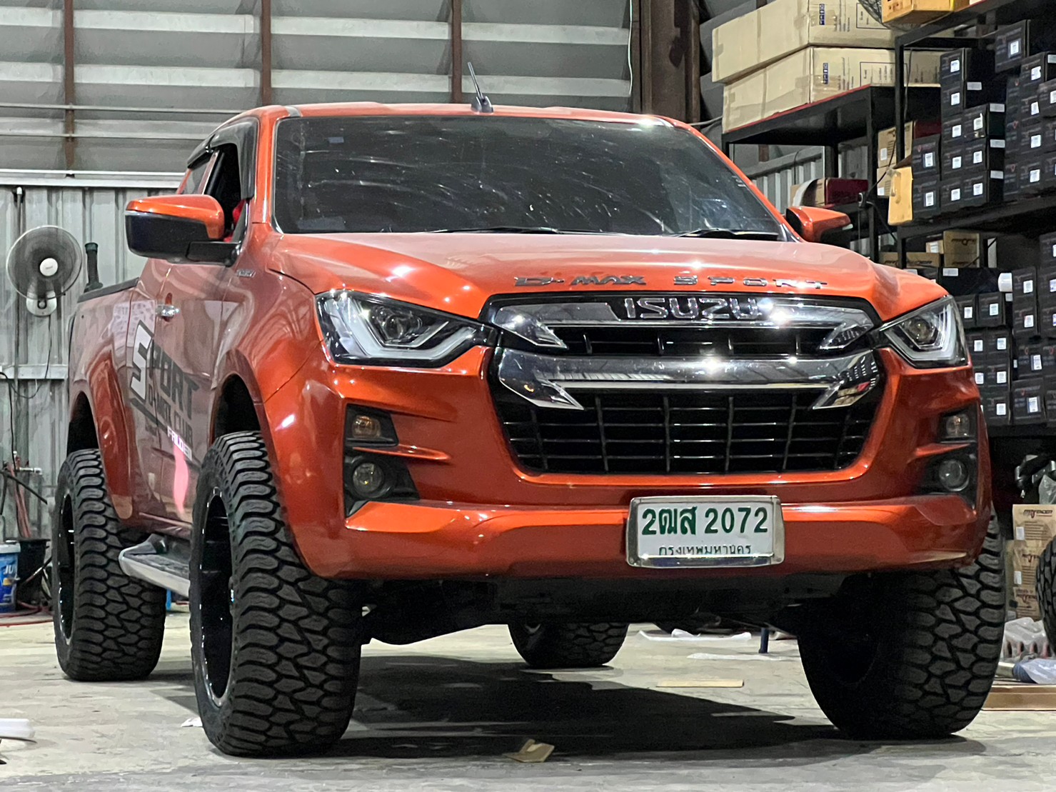 ISUZU D-MAX แต่งทรงเมกาที่ STEP9