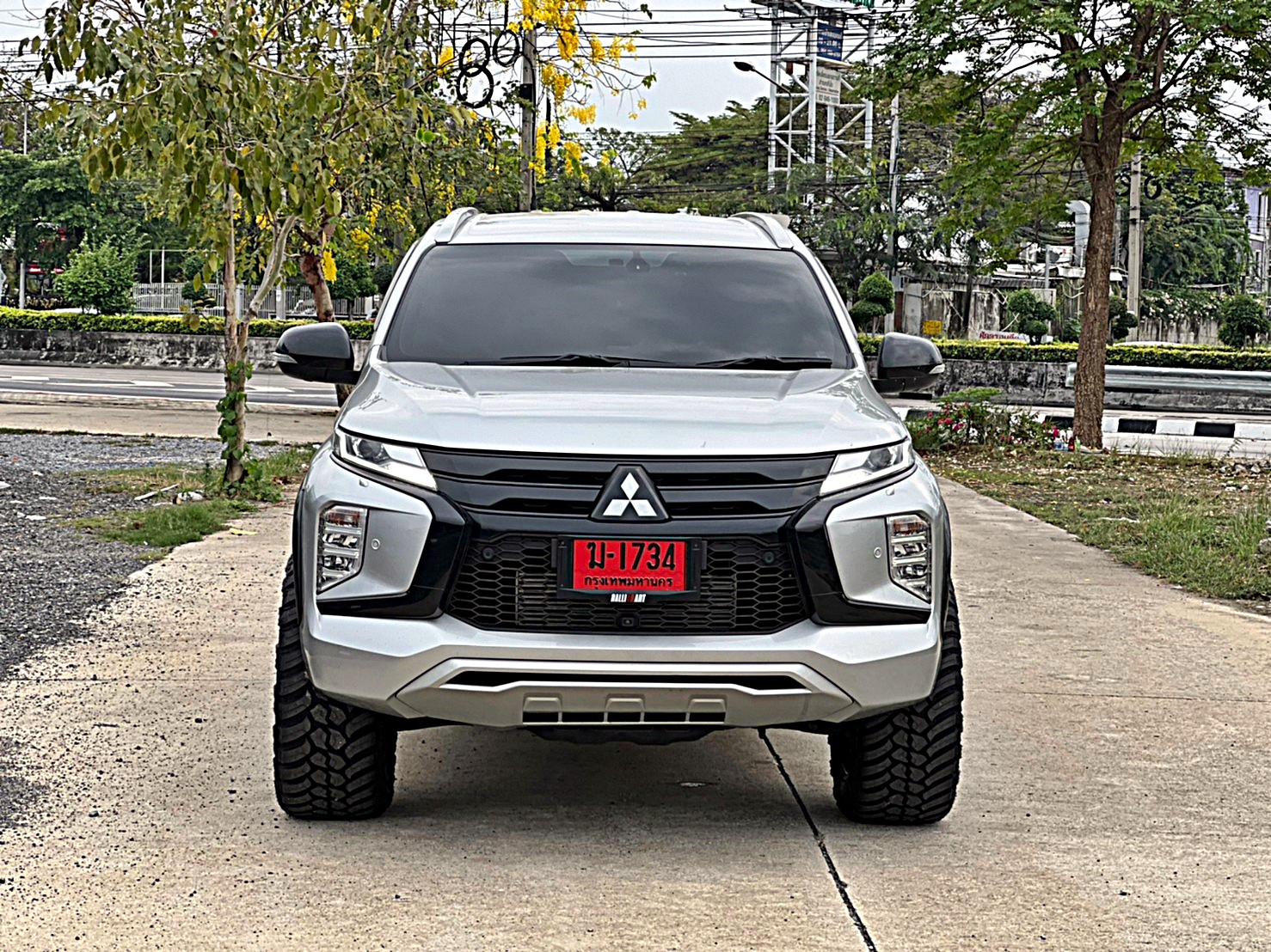PAJERO ทรงเมกา ของพี่ปู_มลิกา_นักวอลเล่ย์_ทีมชาติไทย