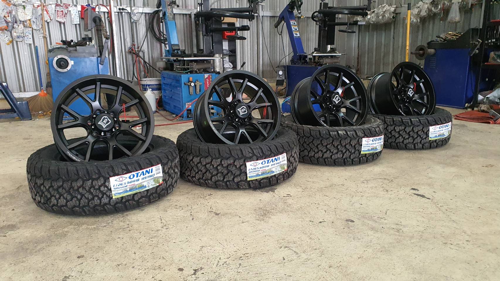 ส่งตจว. ส่งทั่วประเทศไทย ล้อ WP910 18X9 6XQ29.7 ET 0 MB ยาง OTANI 265/60R18 SA2000