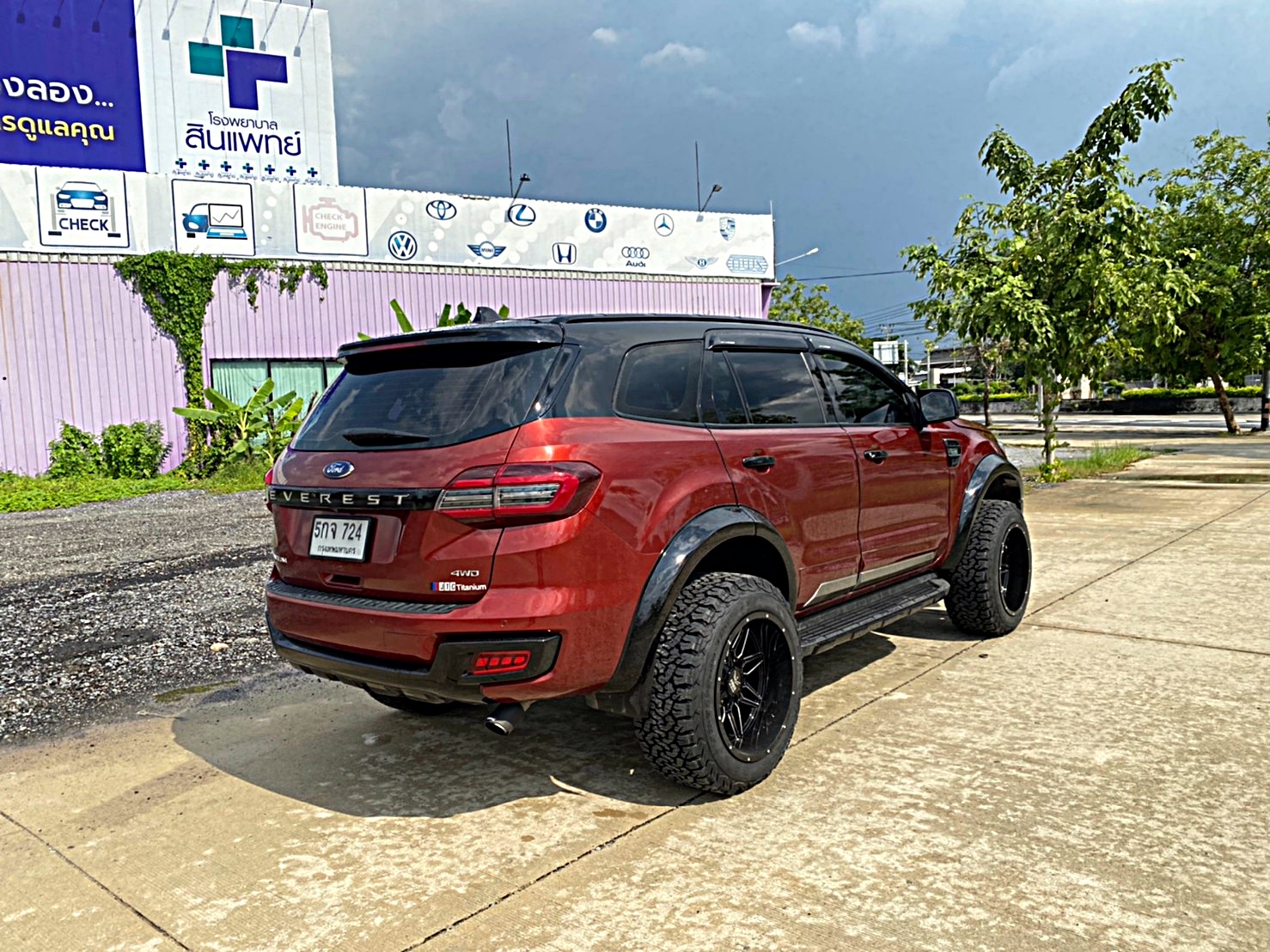 FORD EVEREST จัดทรงเมกาที่ STEP9