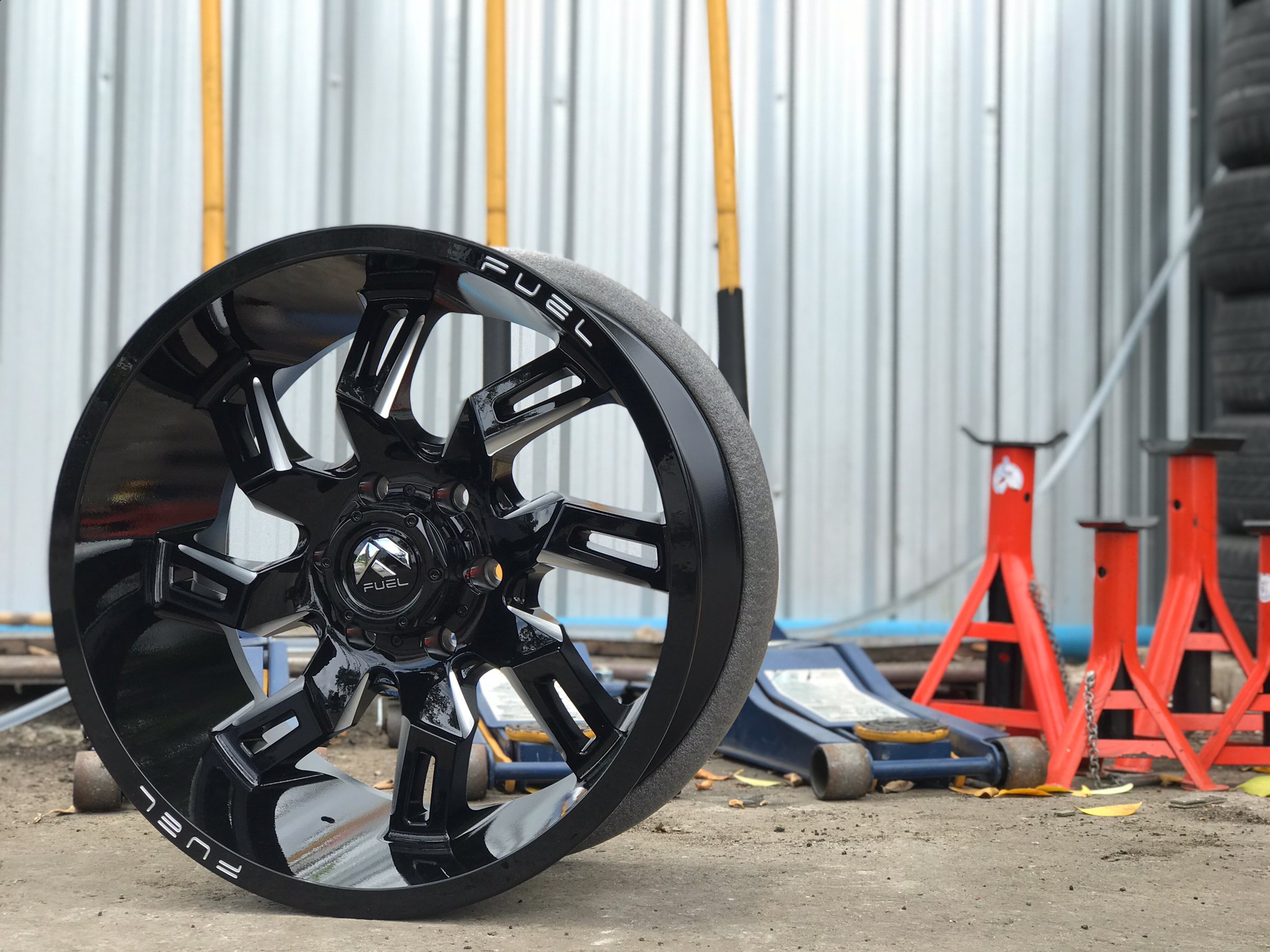 FUEL LOCKDOWN ขอบ20 ราคาพิเศษ