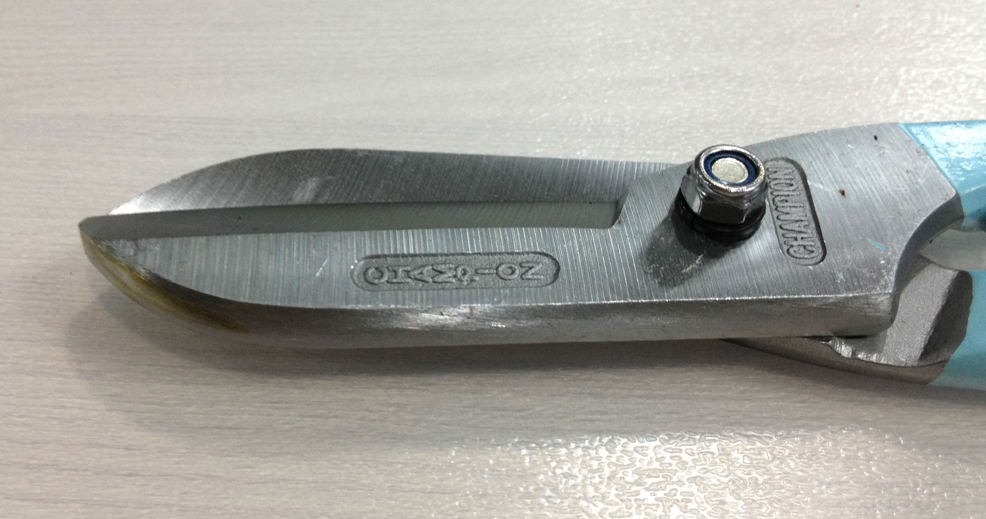 กรรไกรตัดสังกะสีปากตรง ติดสปริง ขนาด 12 นิ้ว ยี่ห้อ CHAMPION