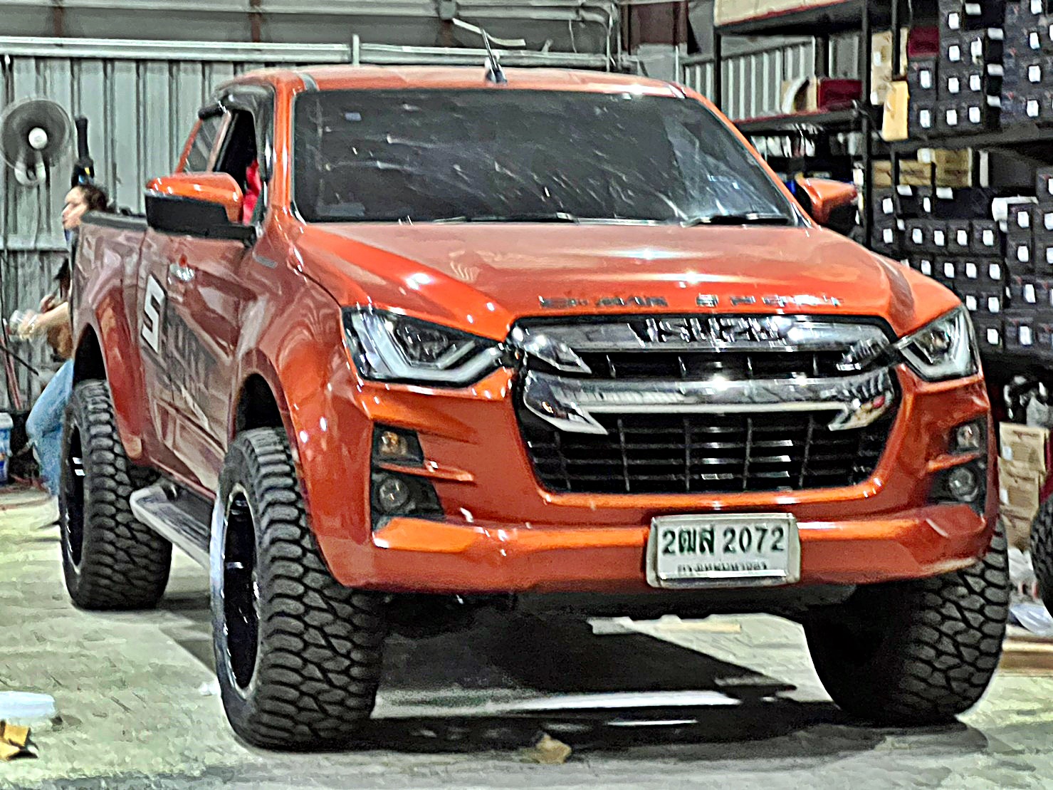 ISUZU D-MAX แต่งทรงเมกาที่ STEP9