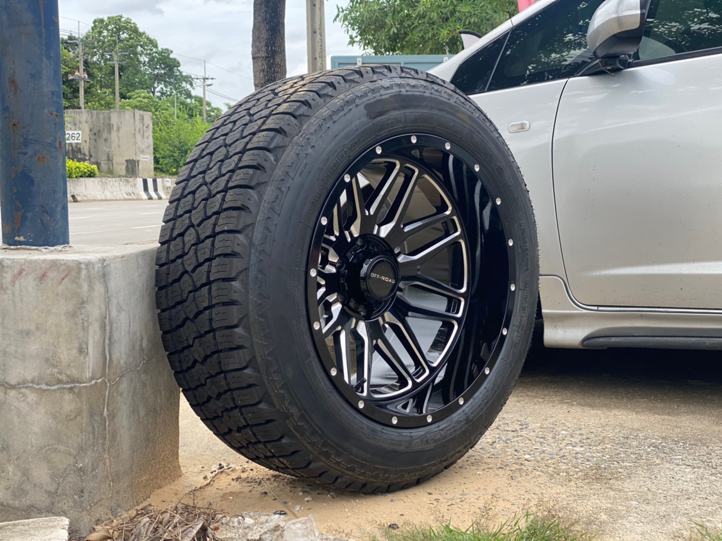 FORD ทรงเมกา ล้อเทพลึกสุดตาราง