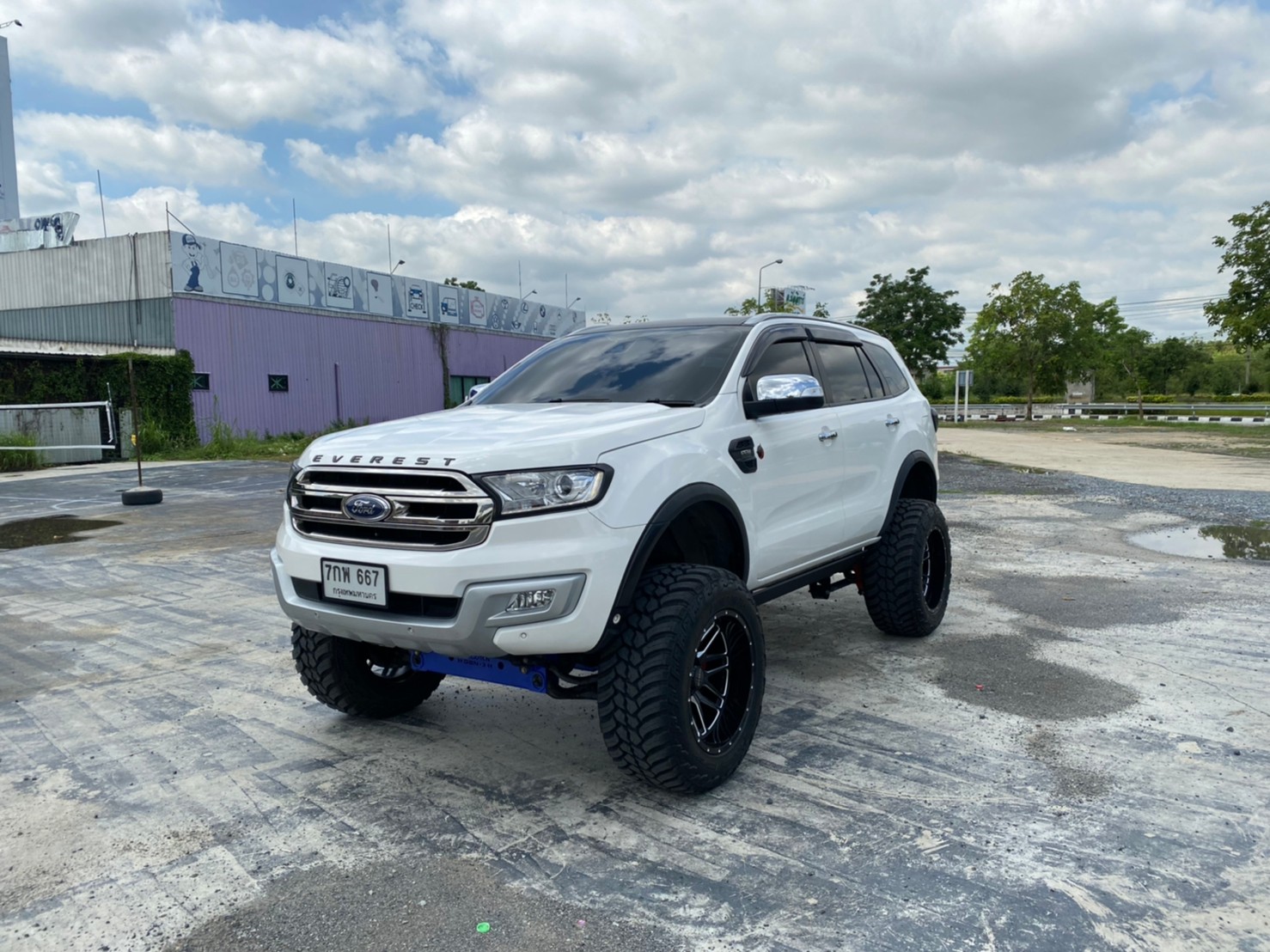 FORD EVEREST ยก6นิ้ว จัด FULLSET ที่ STEP9
