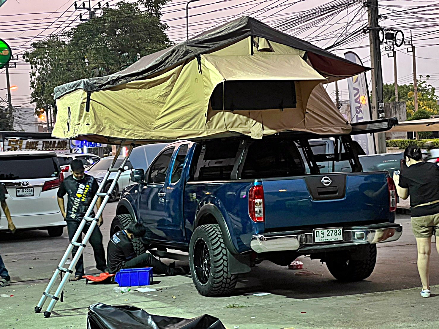 NISSAN_NAVARA_แปลงร่าง ทรงเมกา