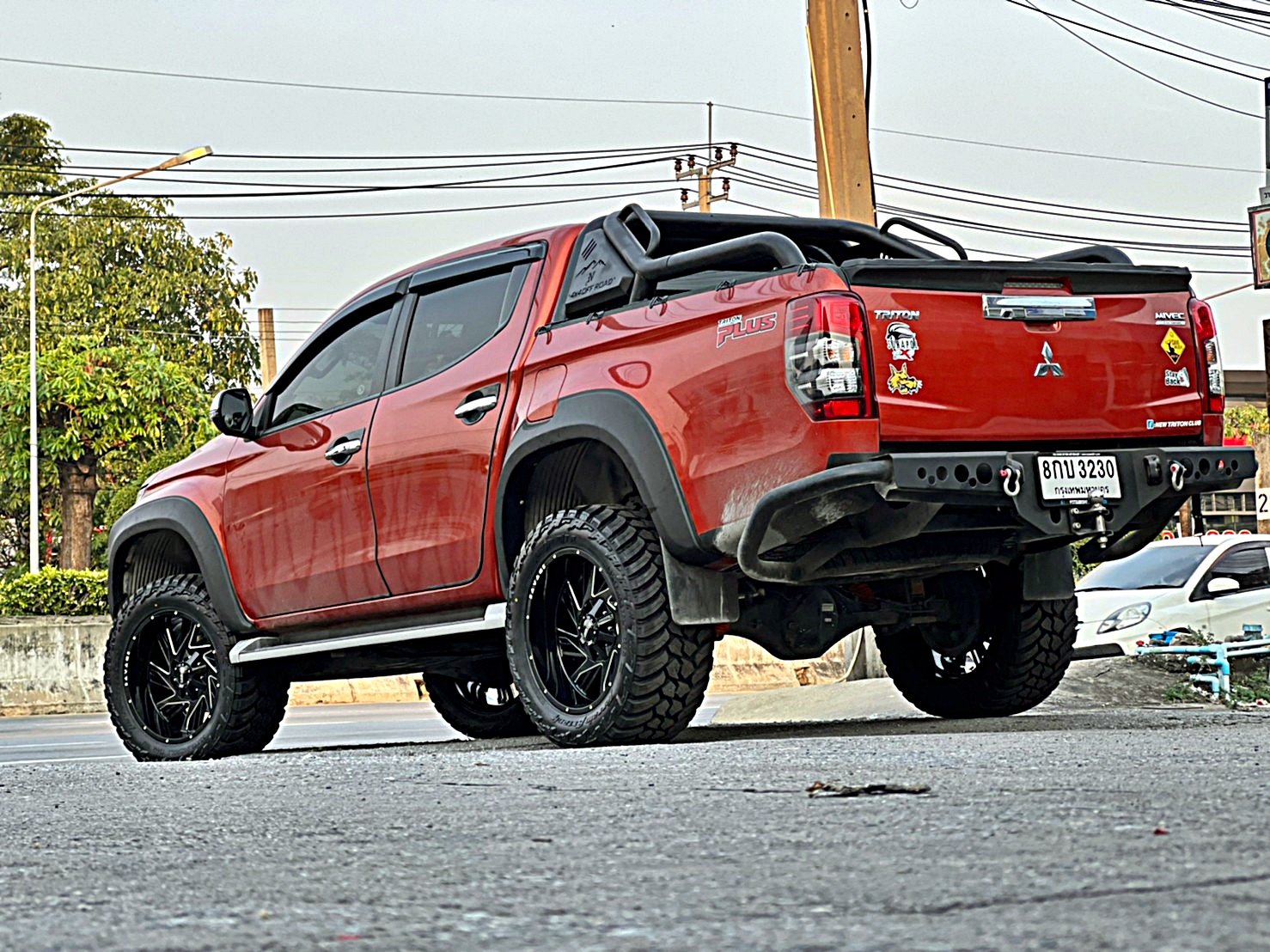 TRITON ทรงเมกา