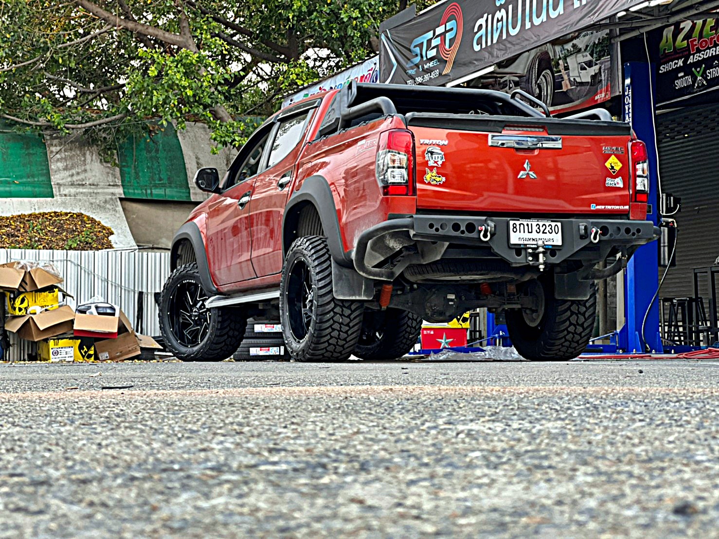 TRITON ทรงเมกา