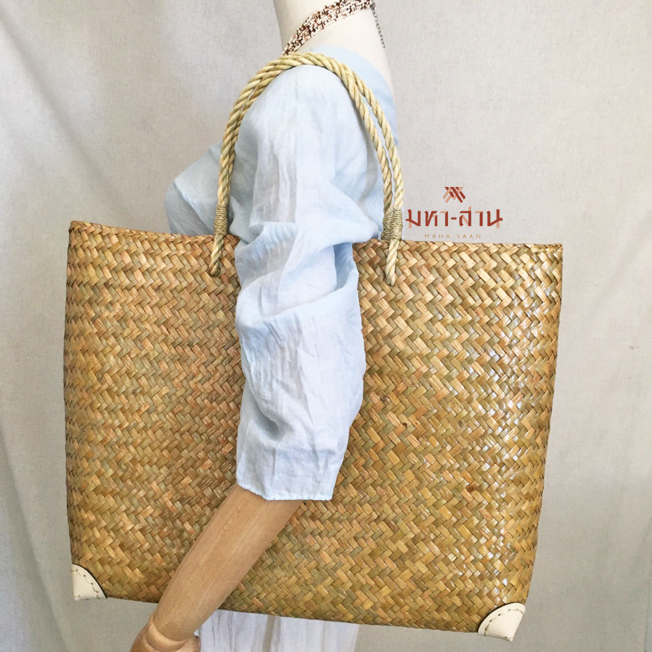 กระเป๋ากระจูดใหญ่ ก้นผืนผ้า 👜