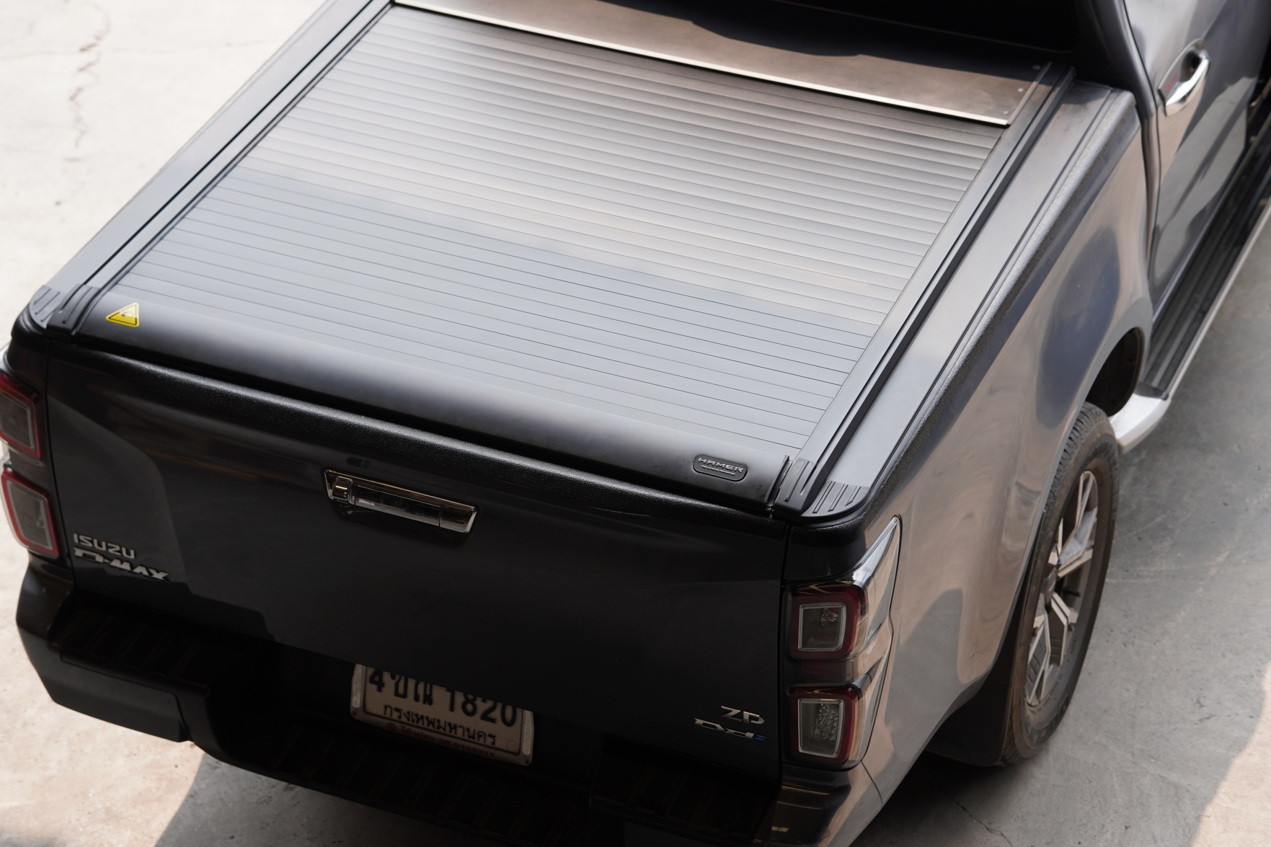 HAMER AUTO ROLLER LID ฝาปิดท้ายกระบะใส่ D-MAX ที่ STEP9