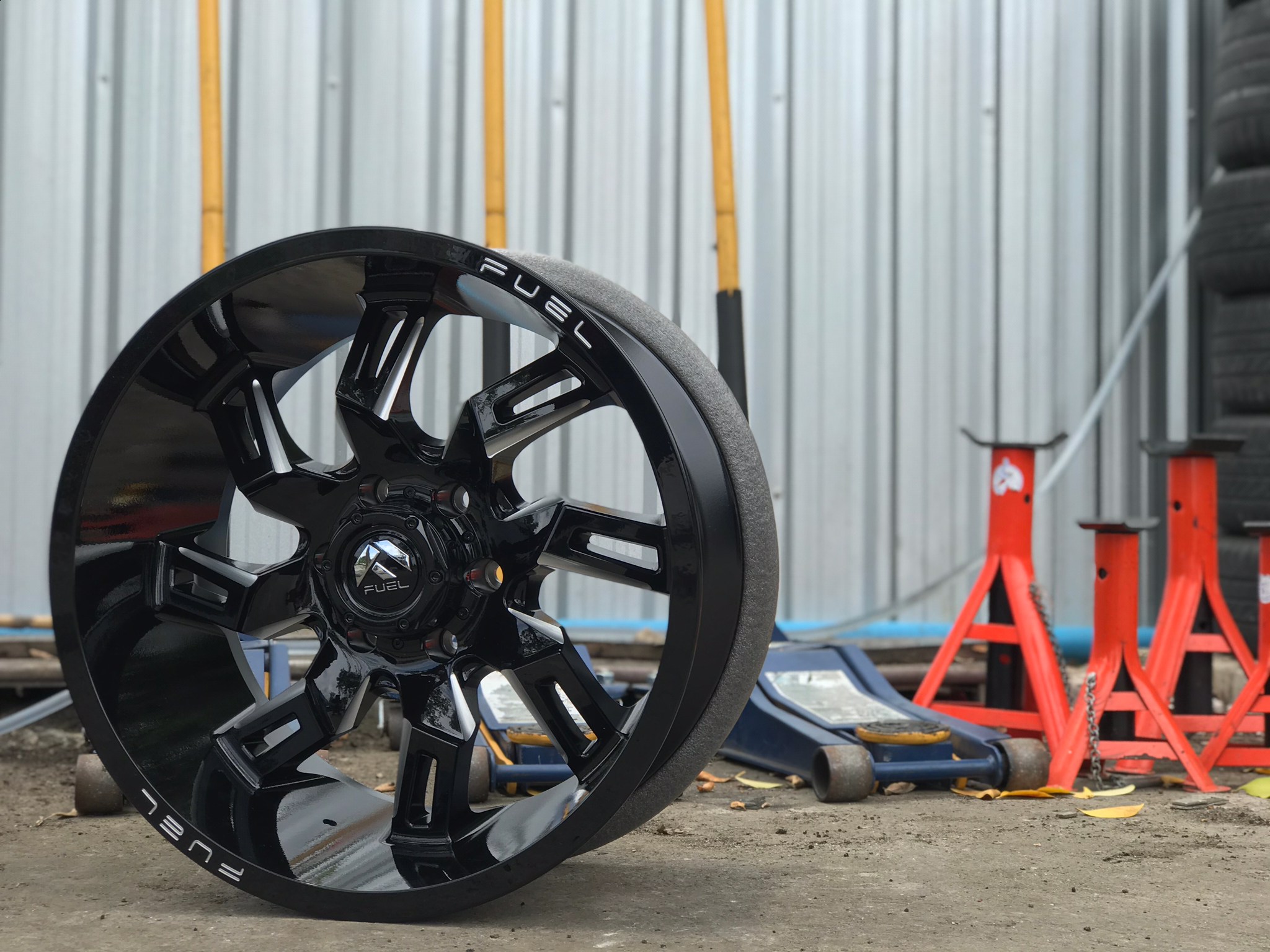 FUEL LOCKDOWN ขอบ20 ราคาพิเศษ