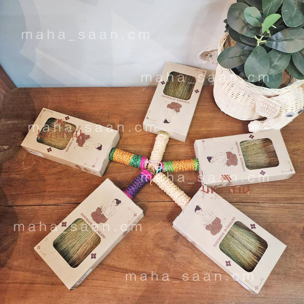 ไม้กวาดเล็ก แฮนด์เมด ของฝากพร้อมกล่อง แปรงทําความสะอาด ปัดฝุ่น 🪥 Mini Broom Stick