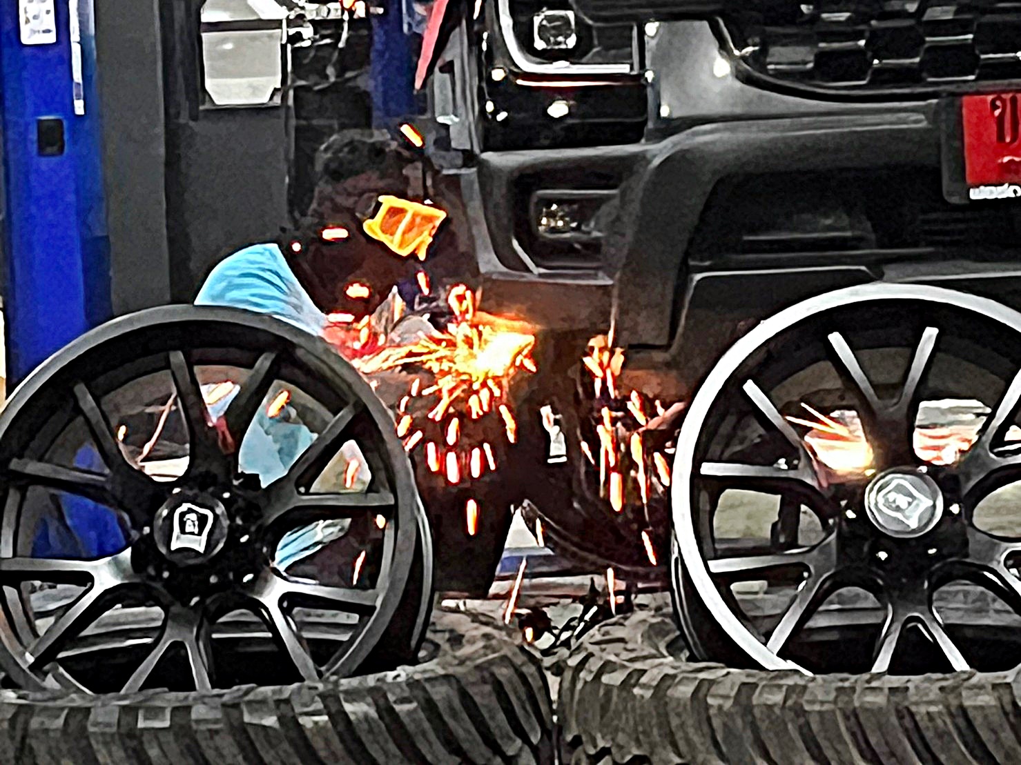 FORD RANGER NEXTGEN เน้นสเป็ค ล้อไม่ยื่น ยางใหญ่