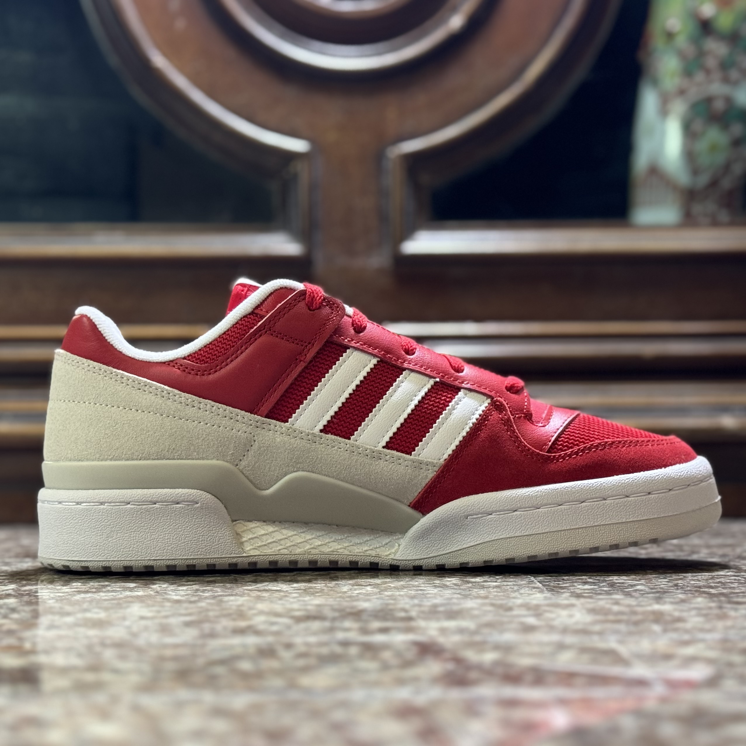 รองเท้า Adidas Originals Forum Low CL (M10.5US)