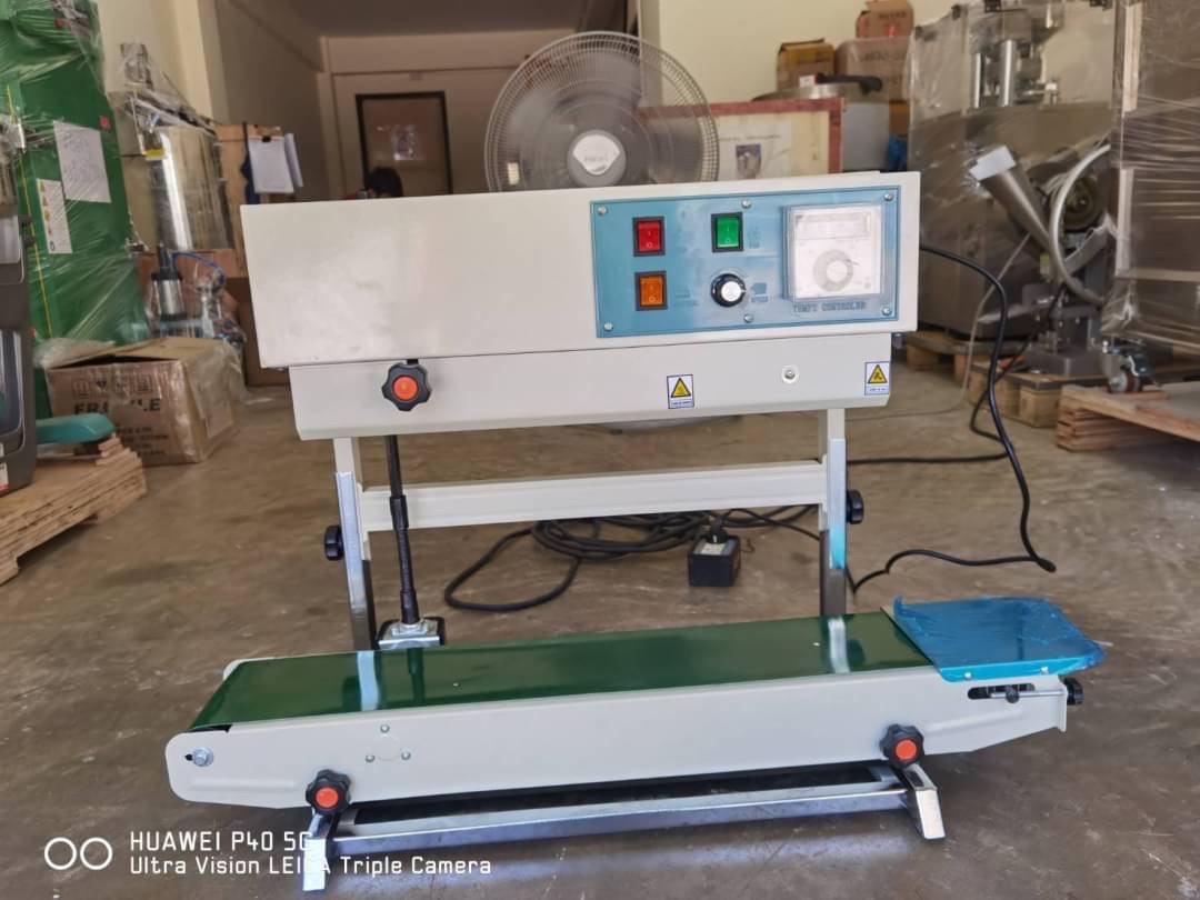 เครื่องซีลปากถุงแบบแนวตั้ง ต่อเนื่อง รุ่น WZ-FR900