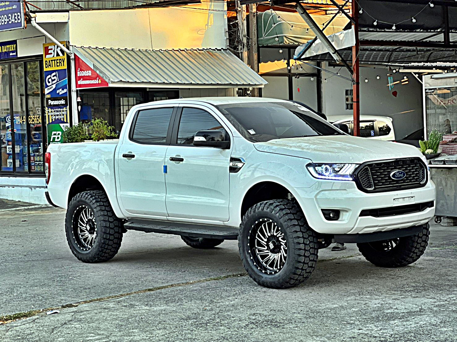 AMERICAN_WARRIOR FORD ทรงเมกา