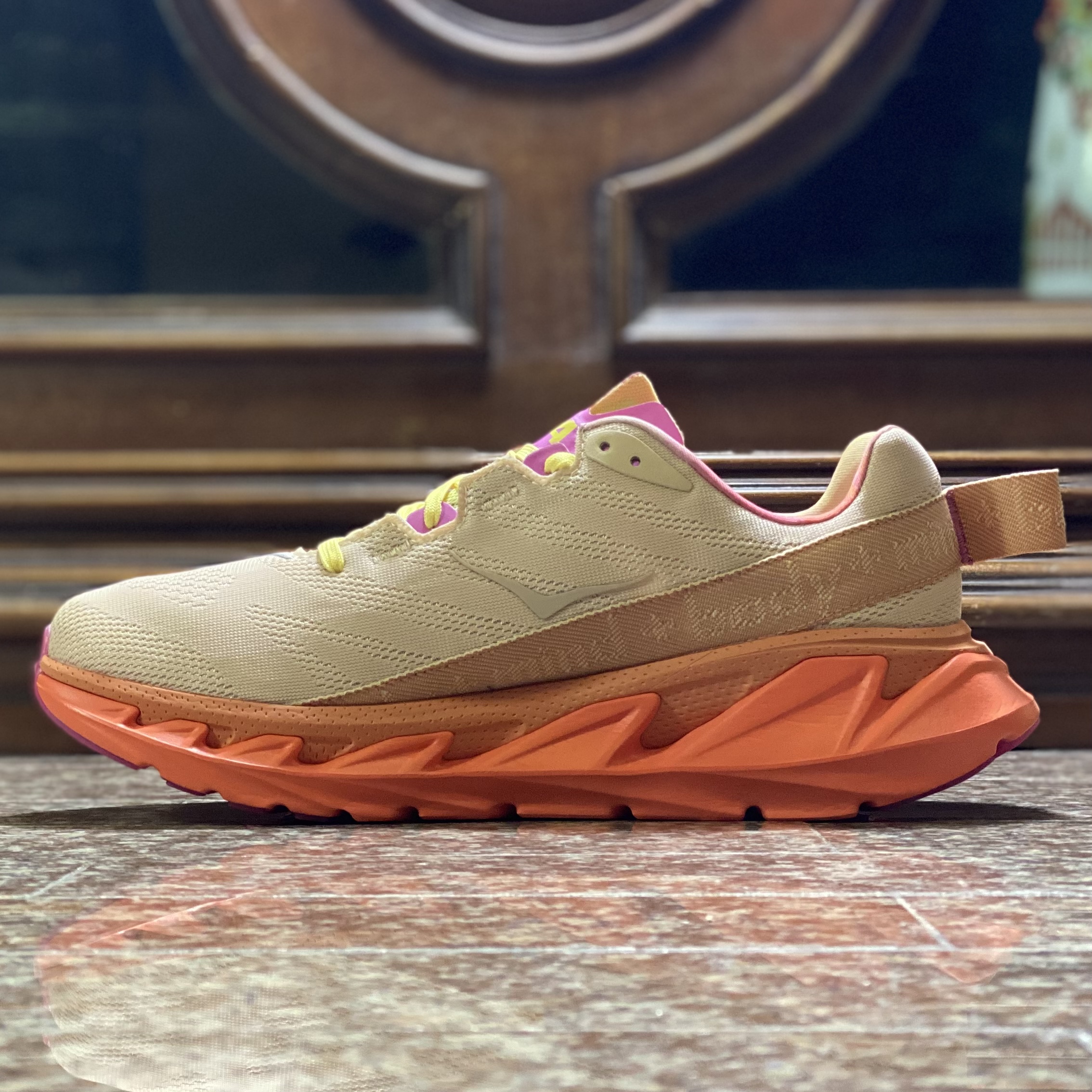 รองเท้า HOKA Elevon 2 ‘Mental Health’ (M9/9.5US)