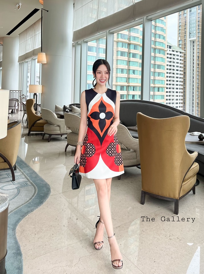 เดรส พิมส์ลาย สีสันสดใส เนื้อผ้าพรีเมี่ยมมาในราคาสุดคุ้ม