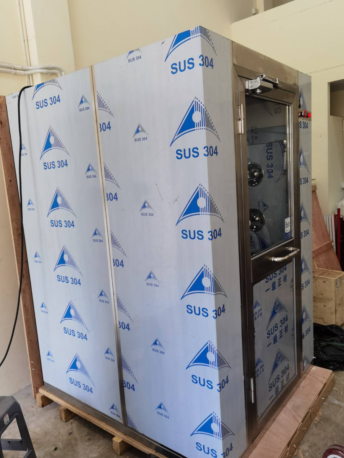 ตู้เป่าลมทางเข้าห้องคลีนรูม Air Shower BFS-FLS