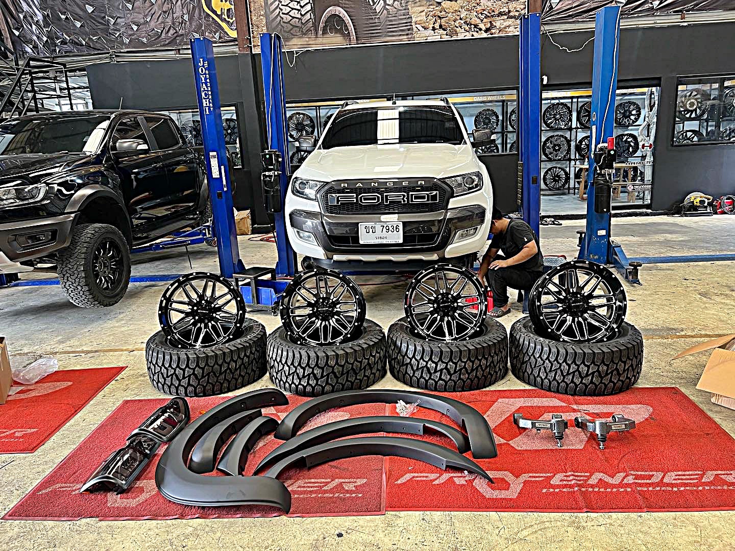 FORD_RANGER_จองคิวมาจากระยอง แต่งทรงเมกาที่ STEP9