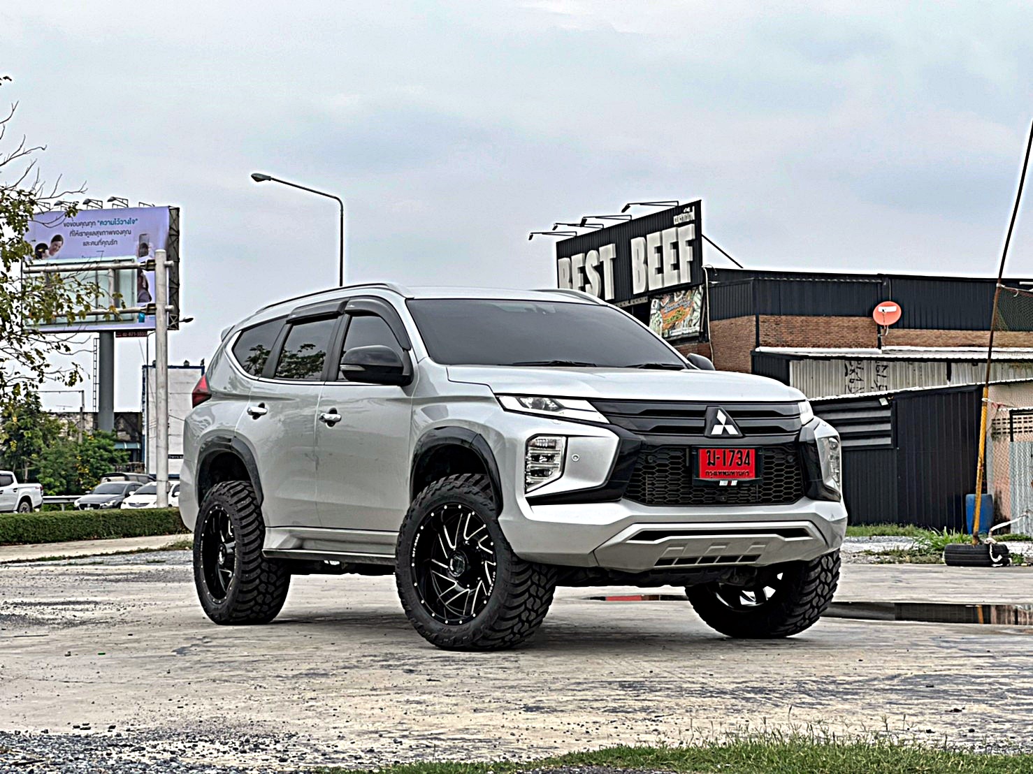 PAJERO ทรงเมกา ของพี่ปู_มลิกา_นักวอลเล่ย์_ทีมชาติไทย