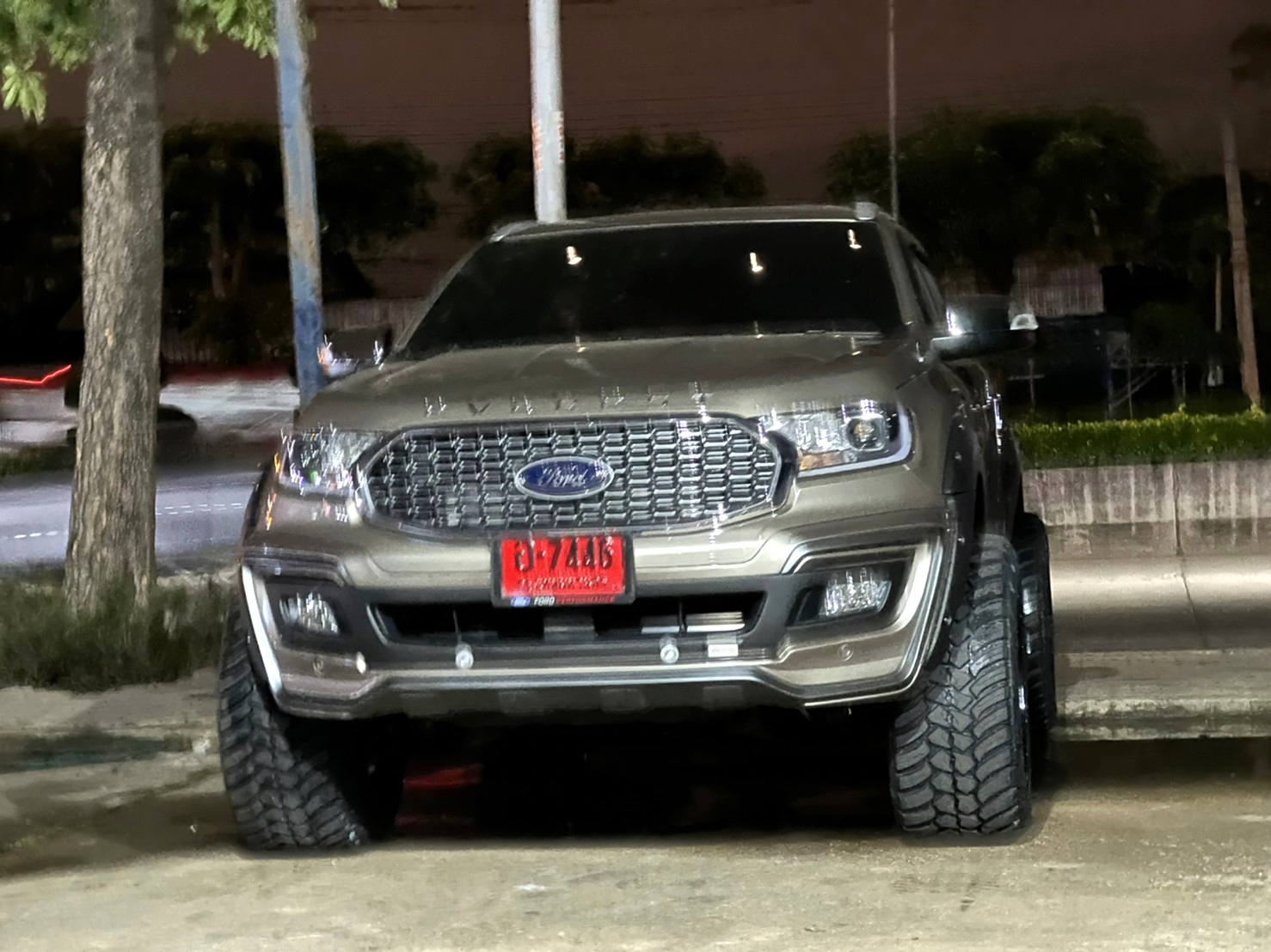 FORD_EVEREST_ทรงเมกา ที่ STEP9