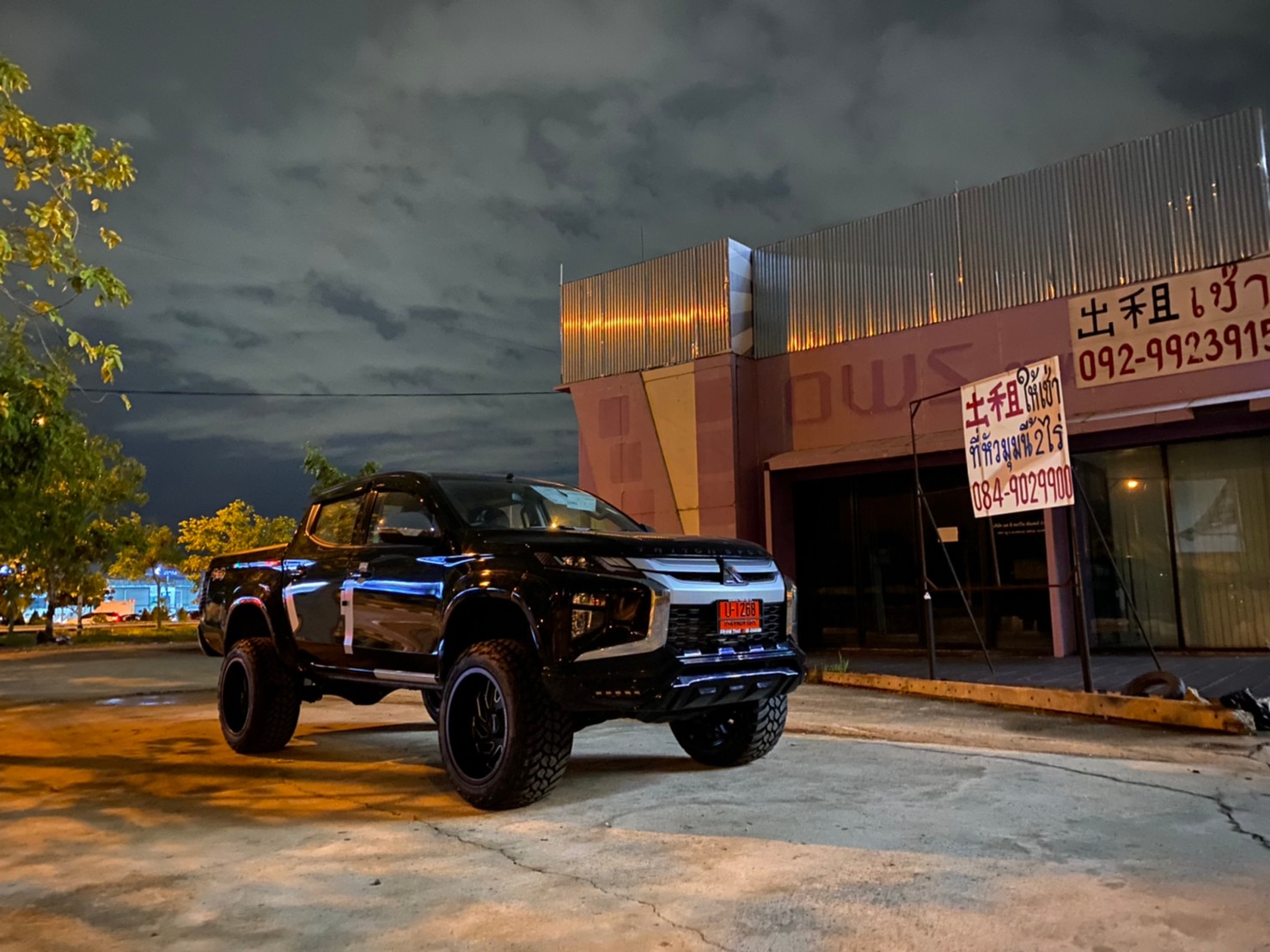 TRITON 4X4 จัดทรงเมกา