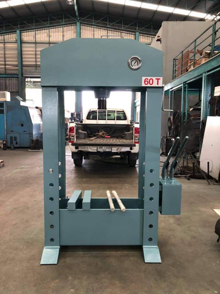 Hydraulic press 60 Ton