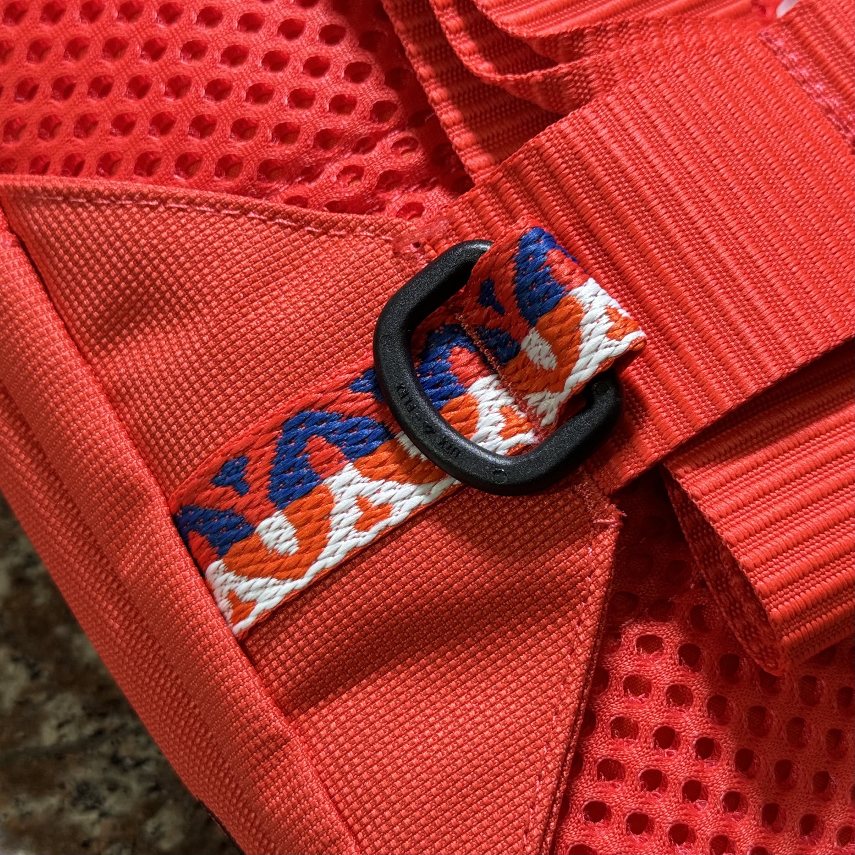 กระเป๋า Nike Kyrie Irving Crossbody Bag ‘Chili’s Red’