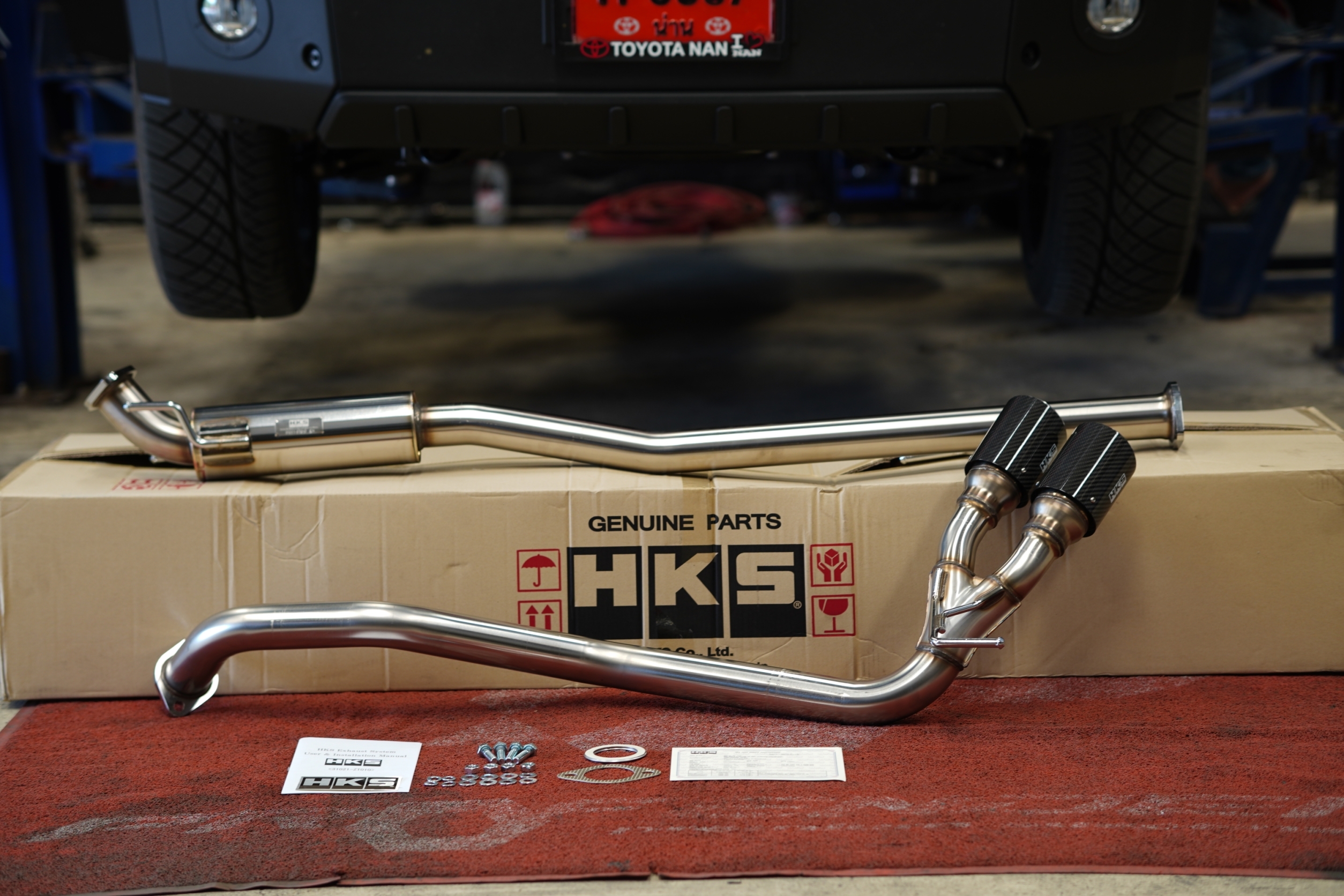 ท่อ HKS ใส่ HILUX CHAMP ท่อคู่ออกข้าง ของแท้ที่ STEP9