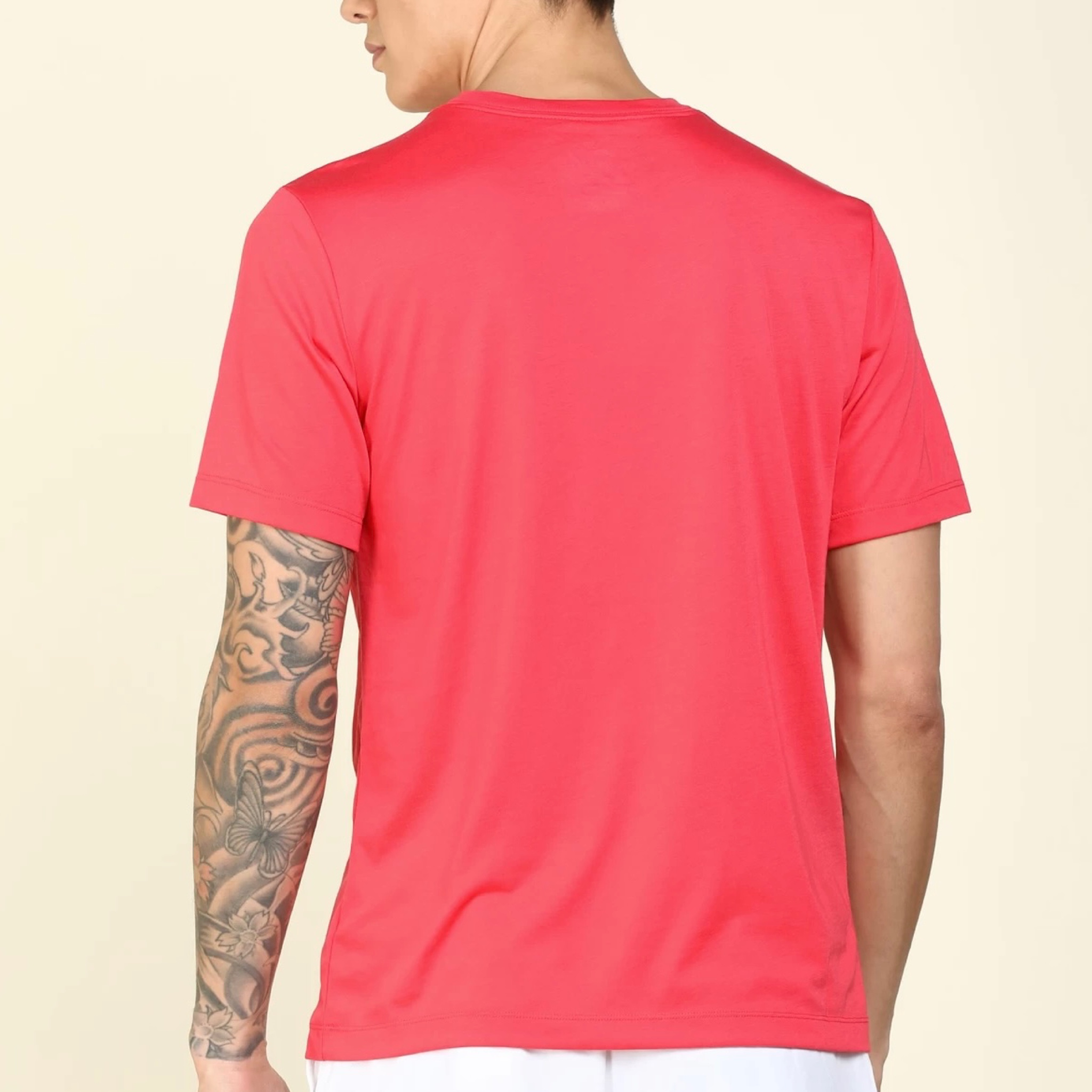 เสื้อ Nike Dri-Fit Graphic T-Shirt (S)