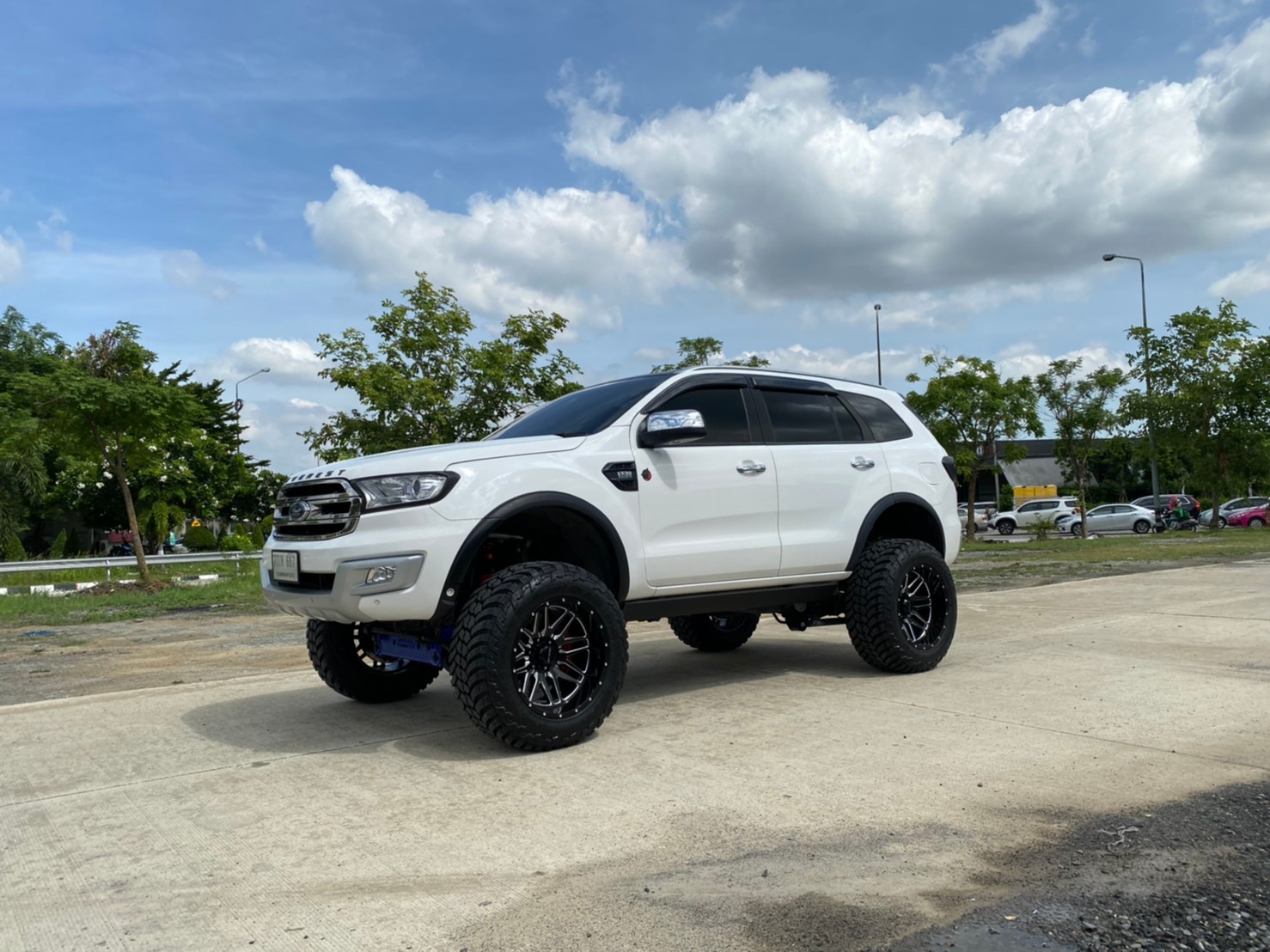 FORD EVEREST ยก6นิ้ว จัด FULLSET ที่ STEP9