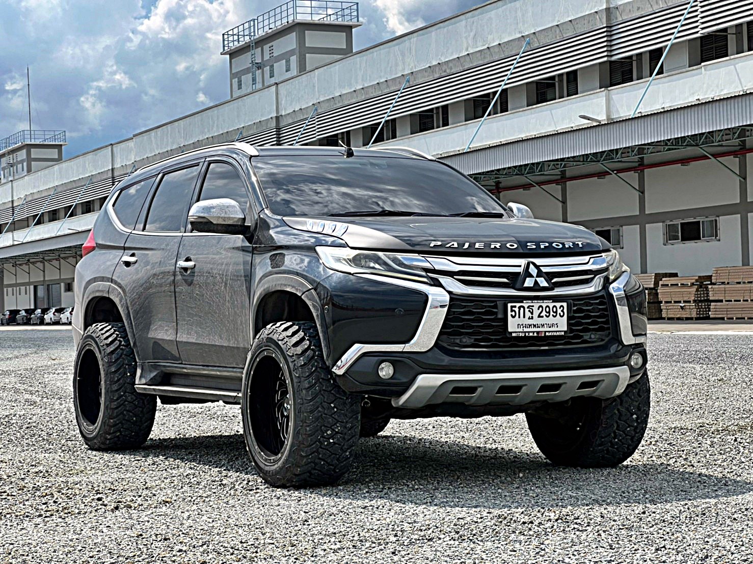 #PAJERO_ทรงเมกา ที่ STEP9