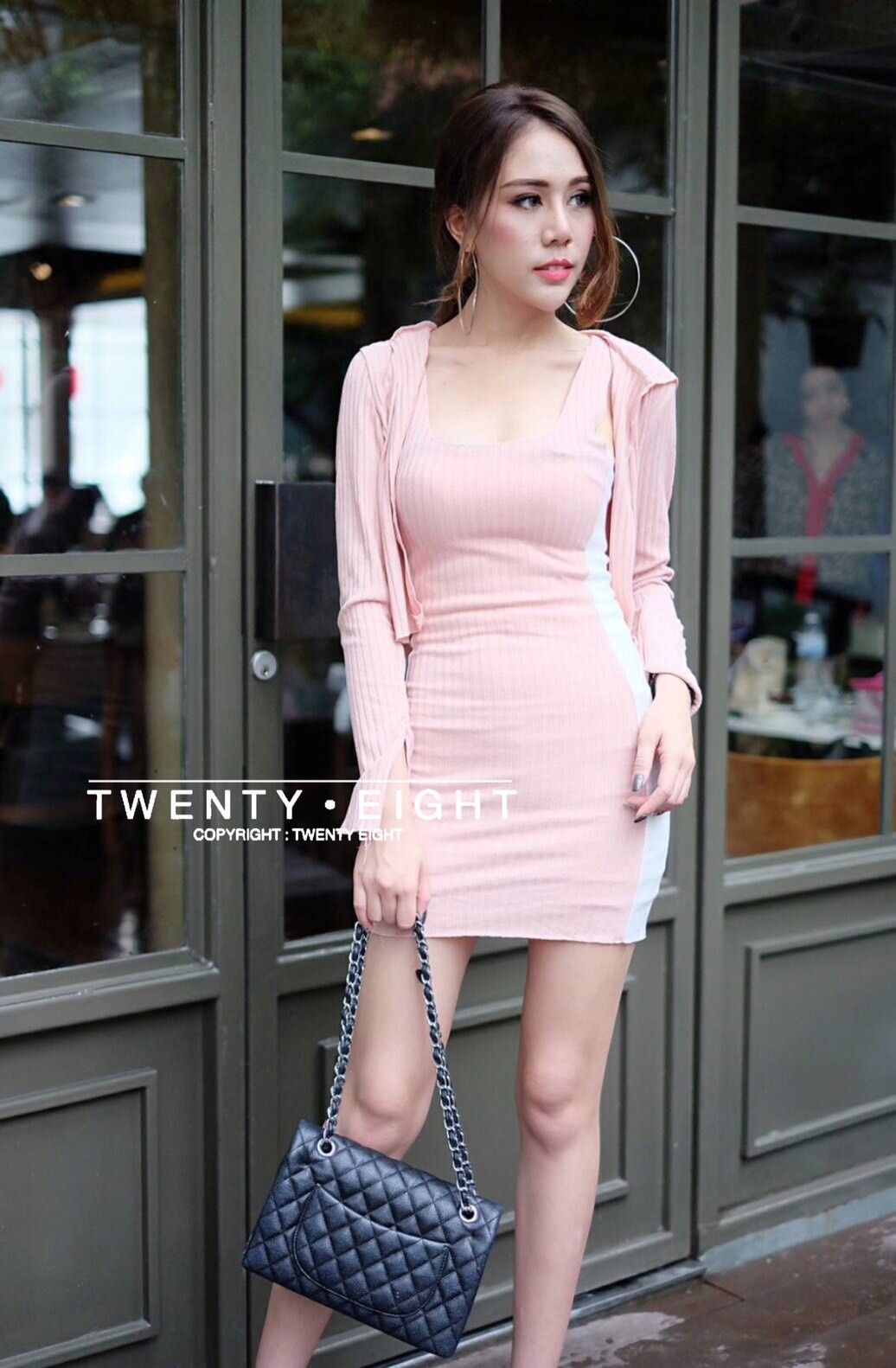 set 2 ชิ้น เดรสพร้อมเสื้อคลุม