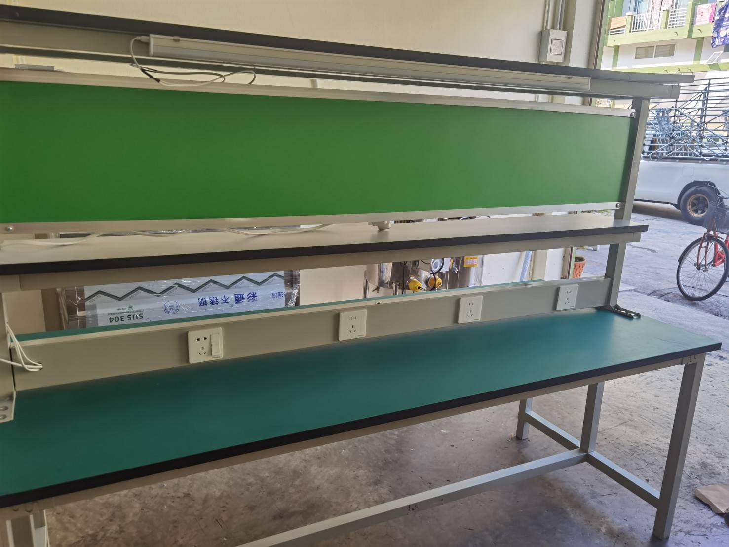 16546 โต๊ะโรงงาน โต๊ะประกอบชิ้นงาน โต๊ะทำงานป้องกันไฟฟ้าสถิต BC-WYGZT-9001