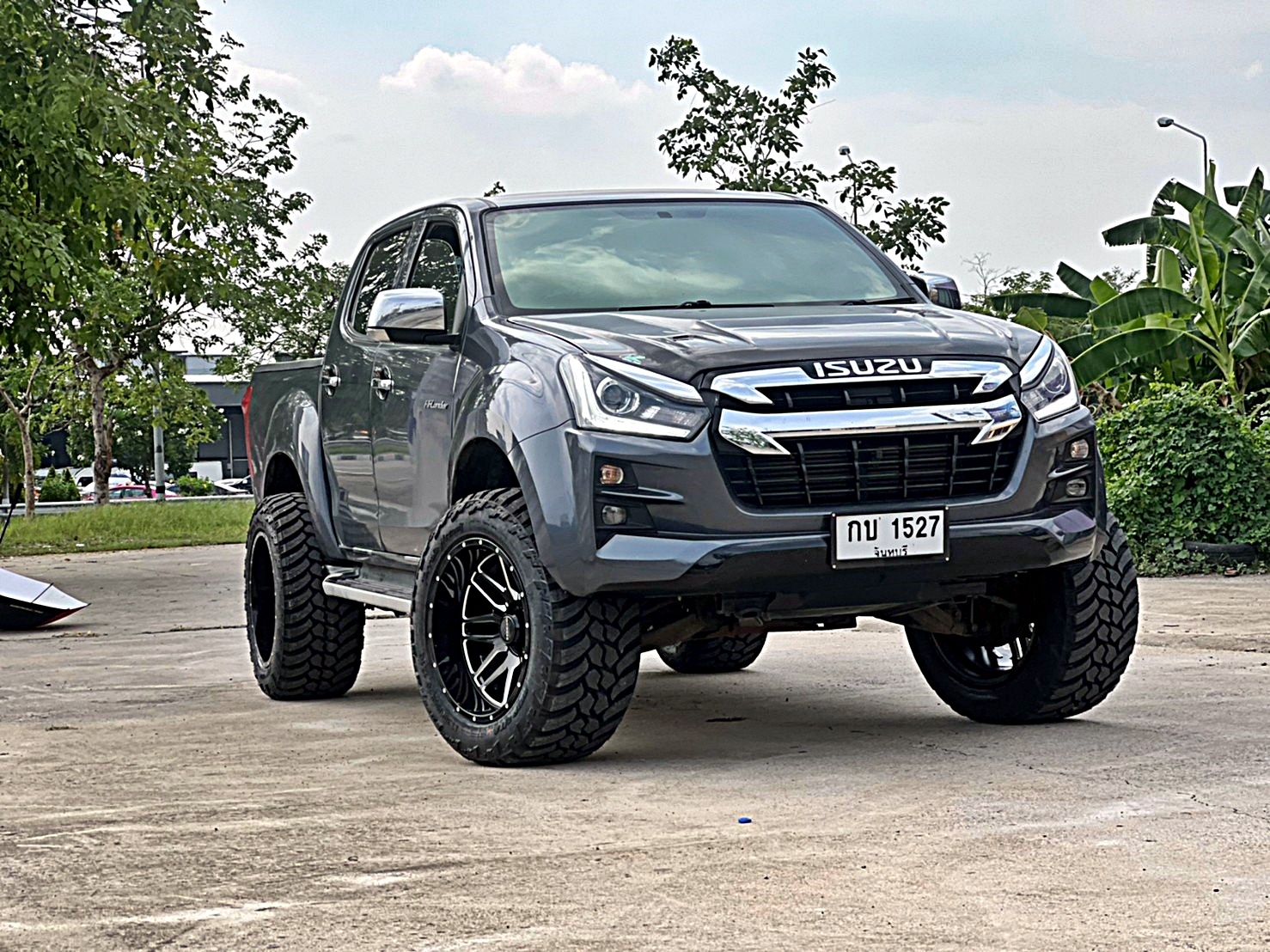 D_MAX_จองคิวมาจากจันทบุรี ทำทรงเมกาที่ STEP9